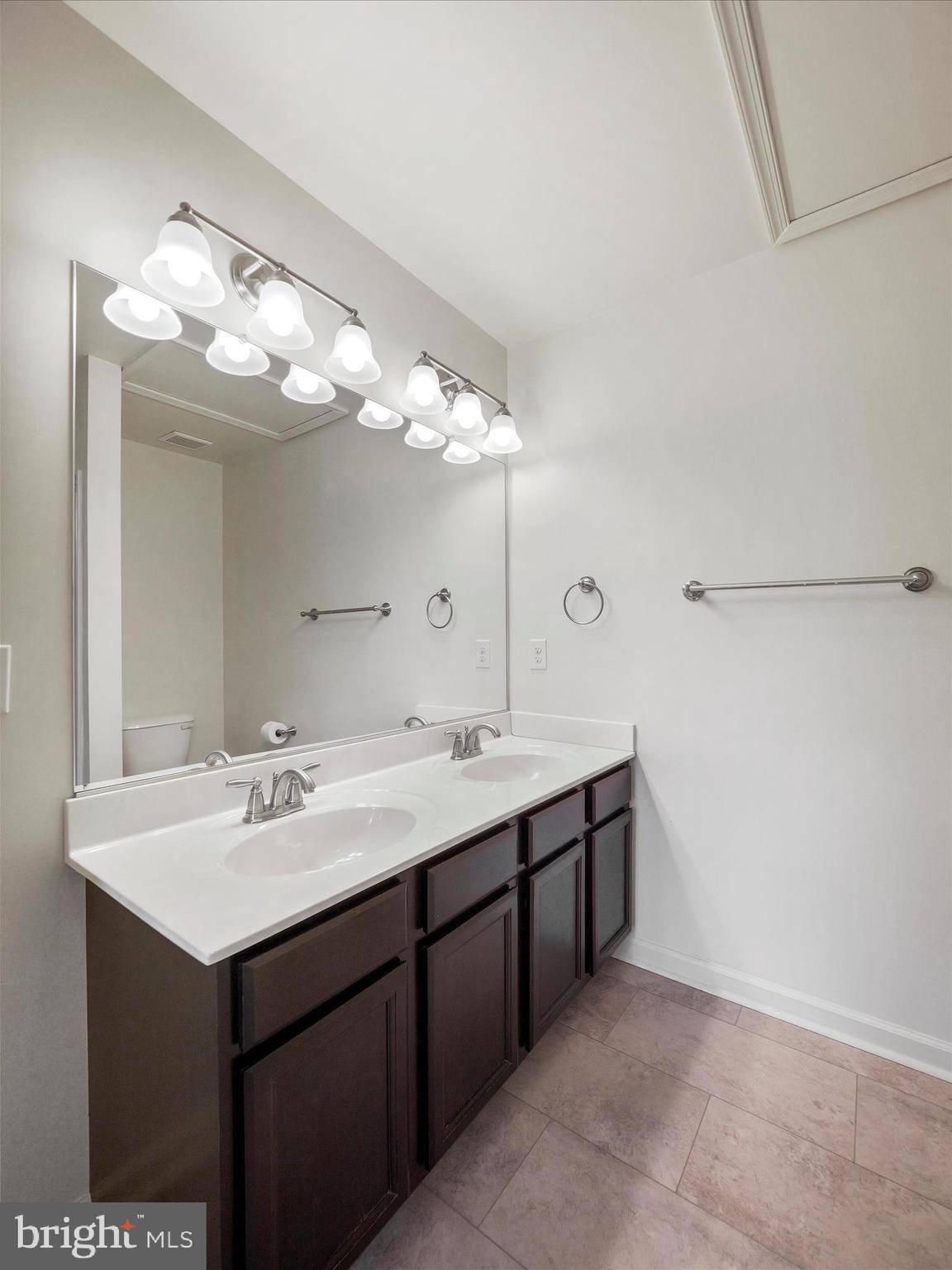 501 MADDEX FARM DRIVE