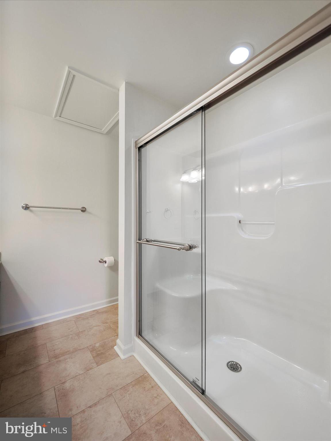 501 MADDEX FARM DRIVE