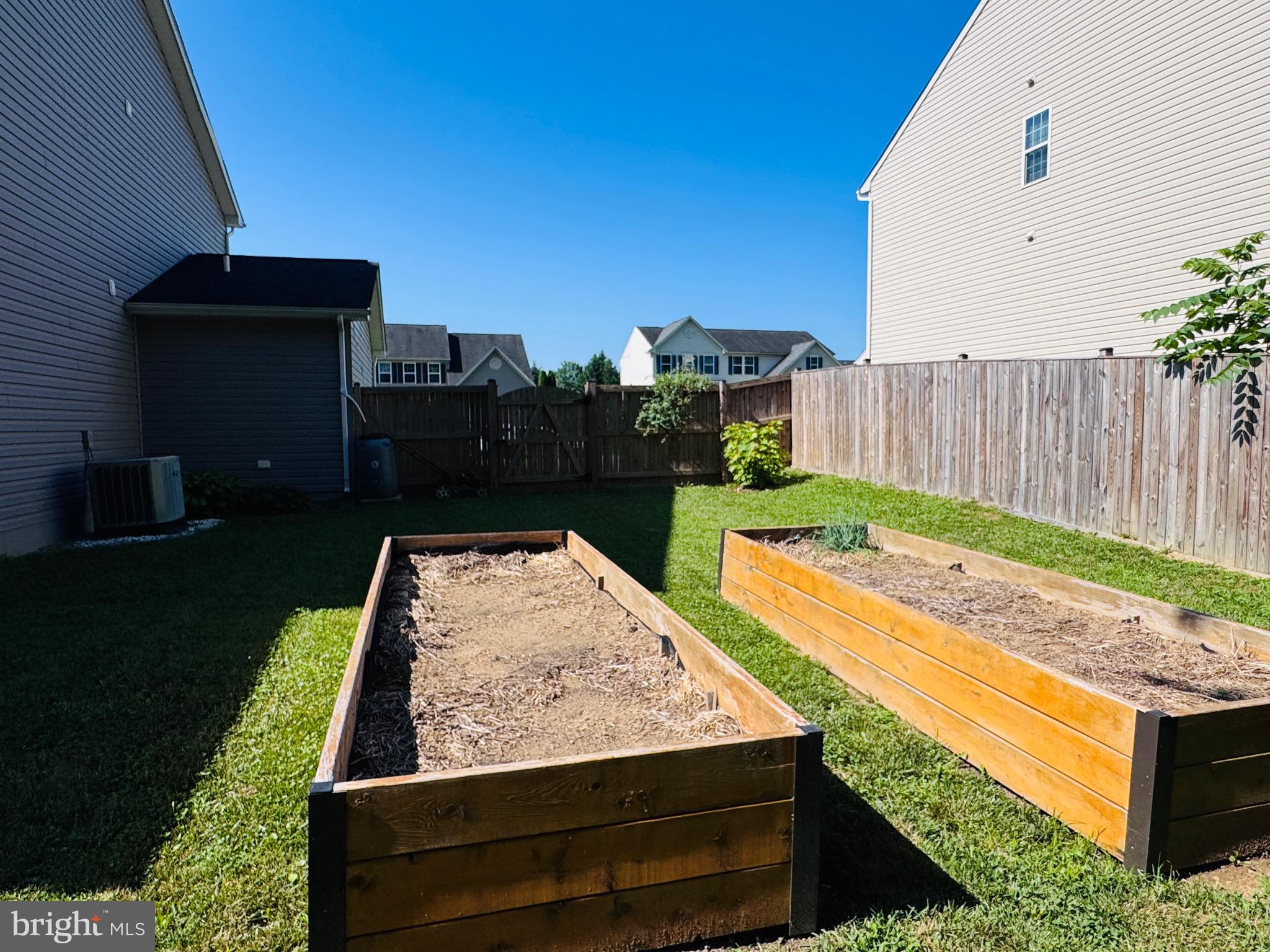 501 MADDEX FARM DRIVE