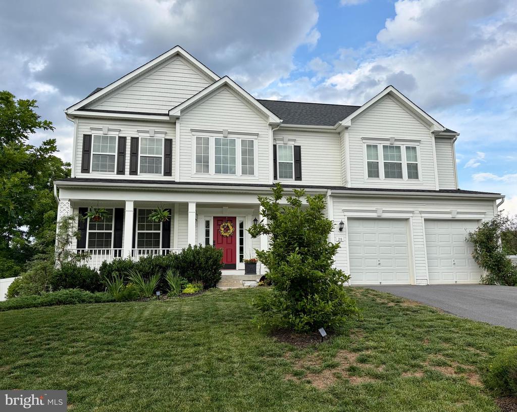 28 STONE RIVER COURT