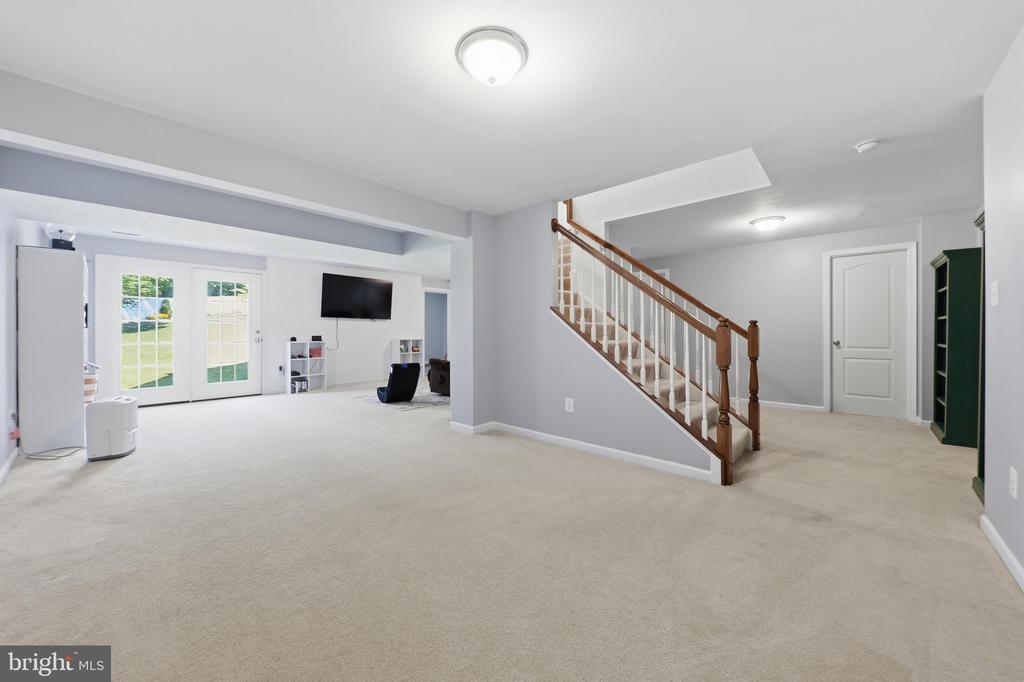 28 STONE RIVER COURT
