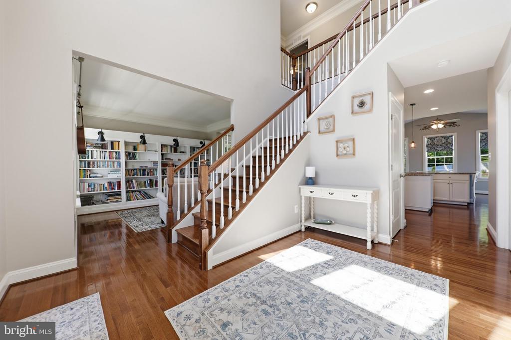 28 STONE RIVER COURT
