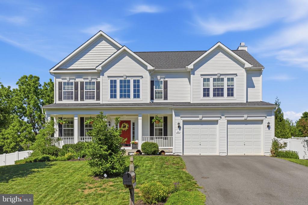 28 STONE RIVER COURT