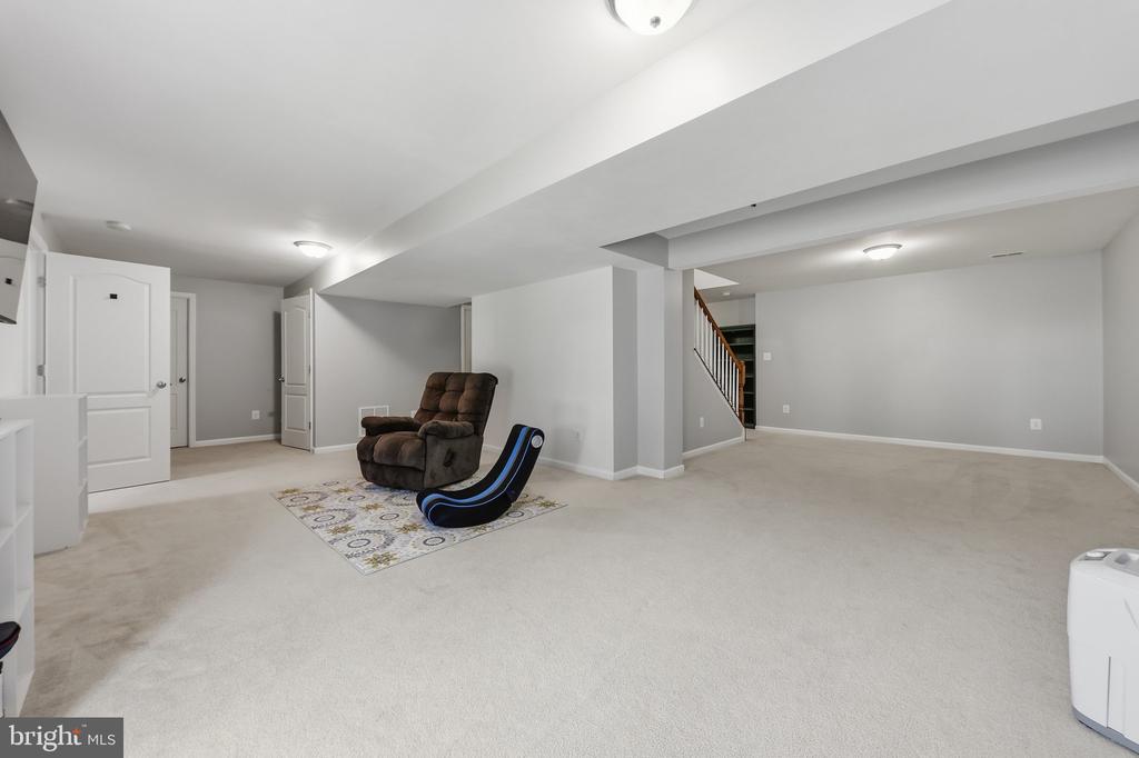 28 STONE RIVER COURT