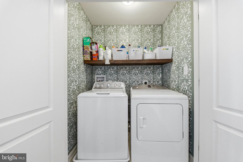 28 STONE RIVER COURT