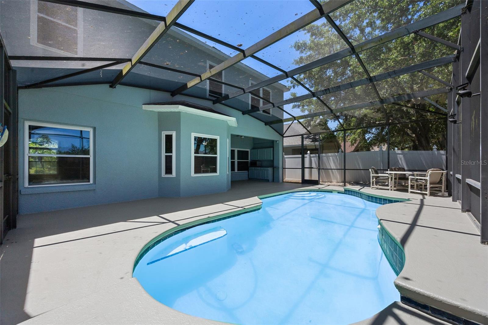 2204 HAMMOCK MOSS DR