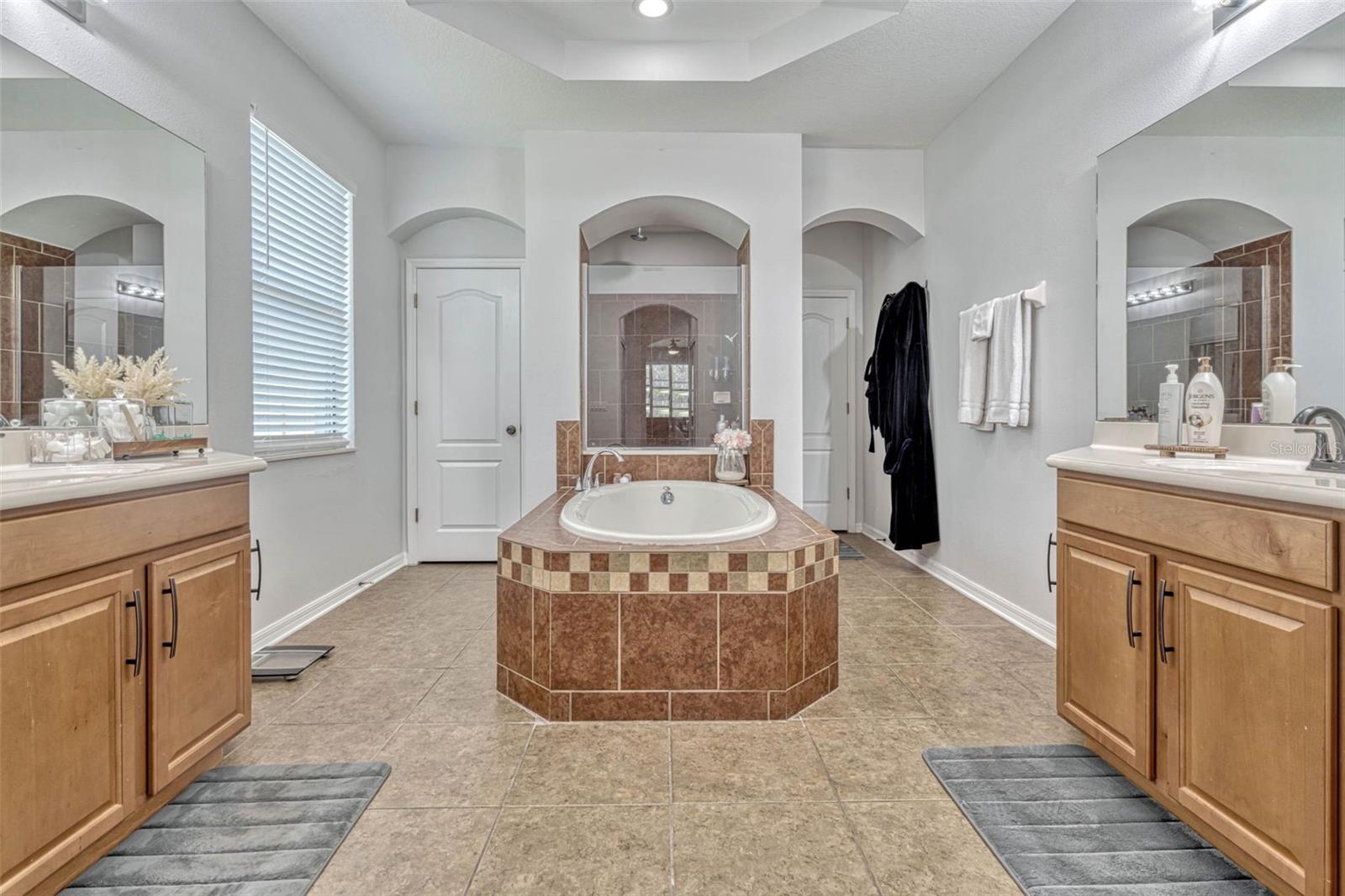 17106 GUILFORD CT