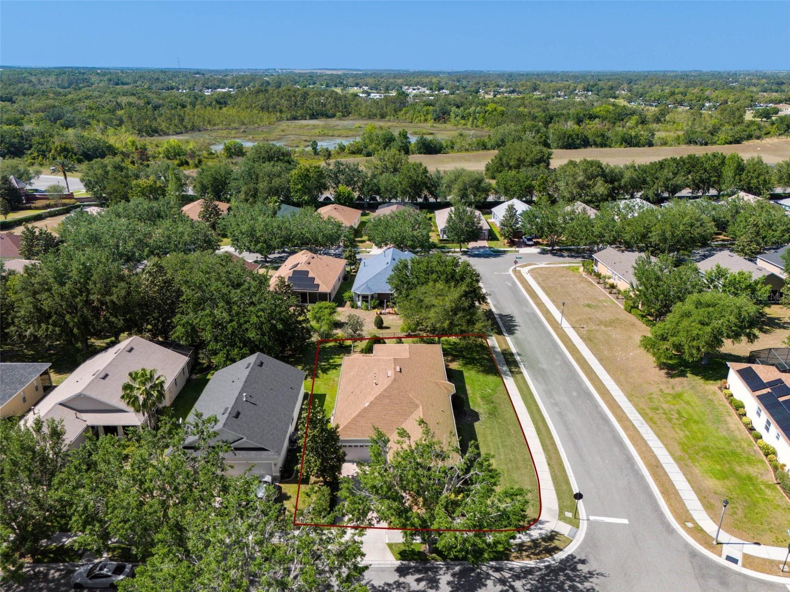 115 CRESCENT MOON DR