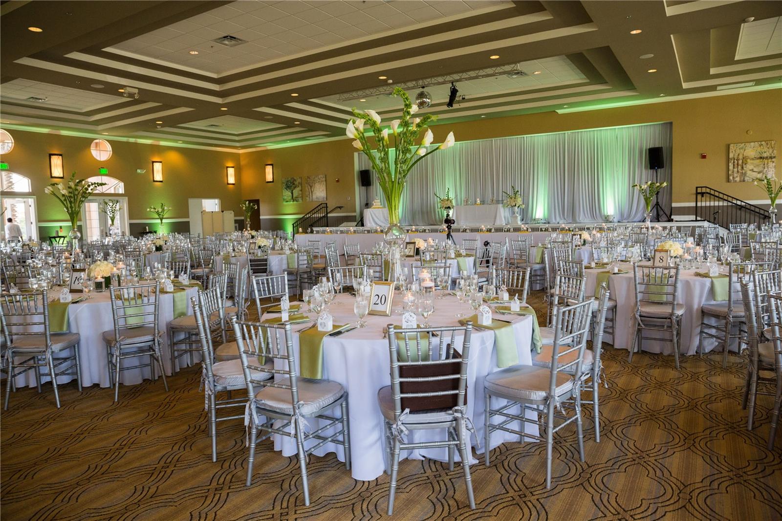 115 CRESCENT MOON DR