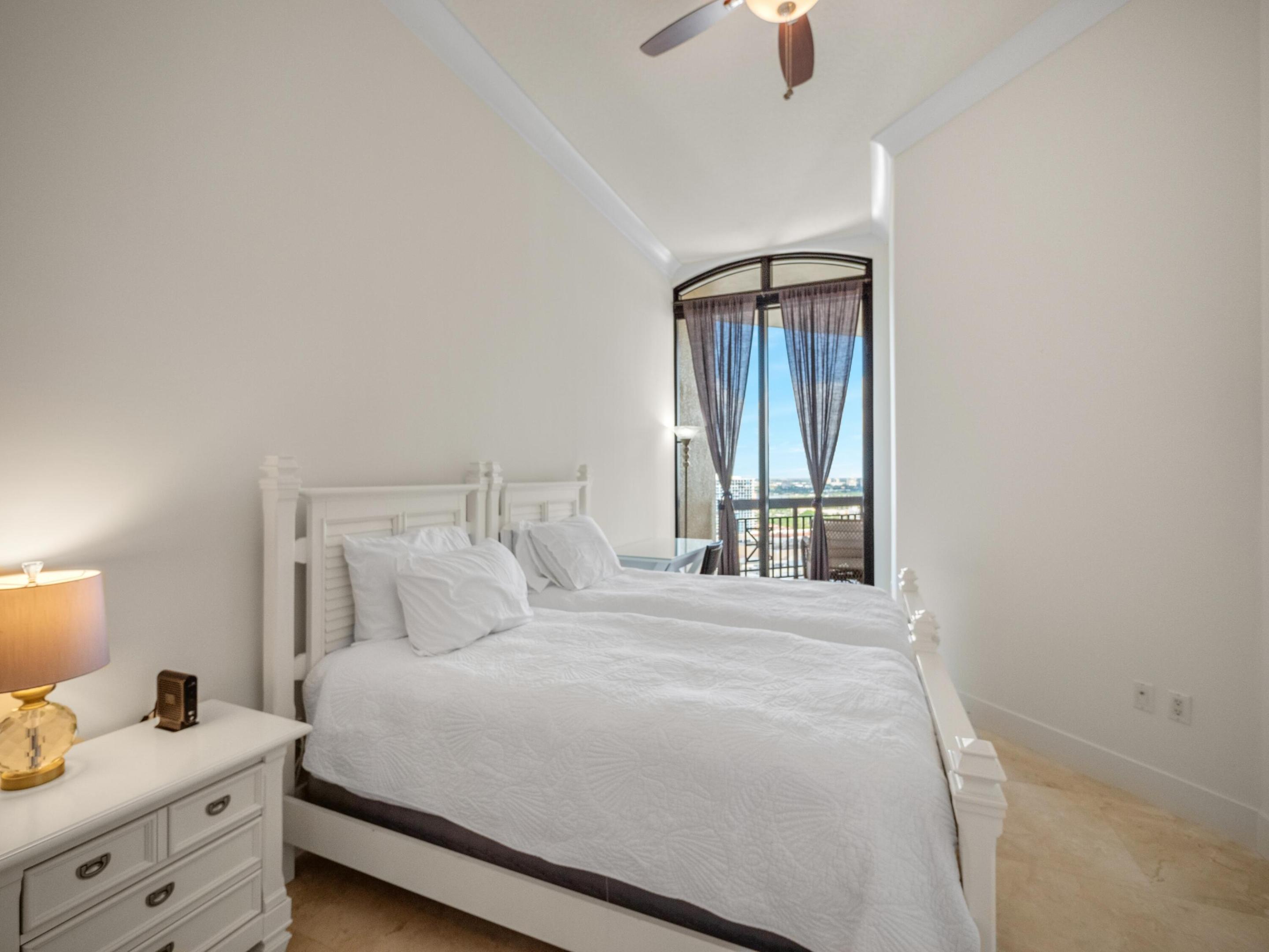 701 S Olive Avenue 2117