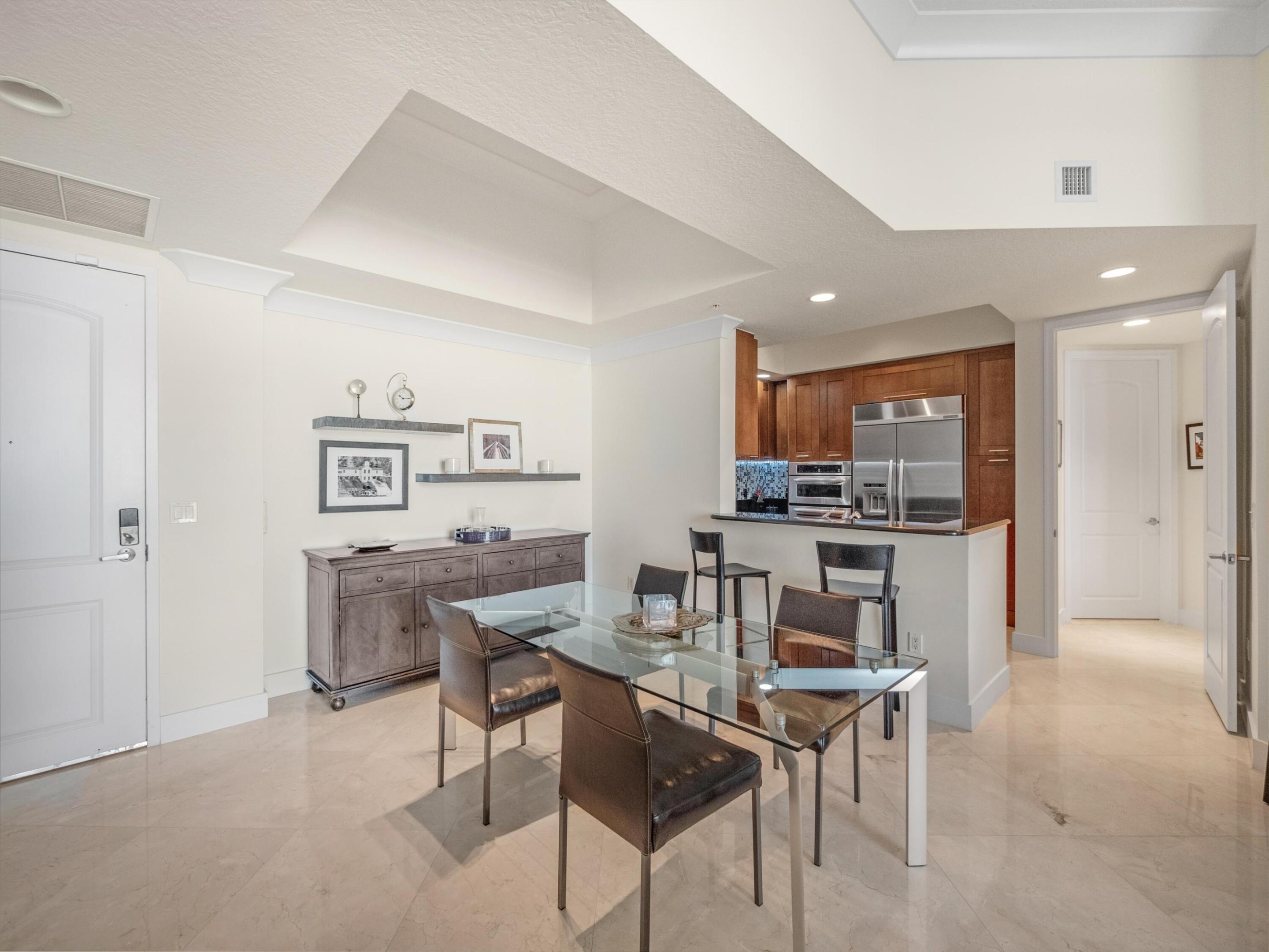 701 S Olive Avenue 2117