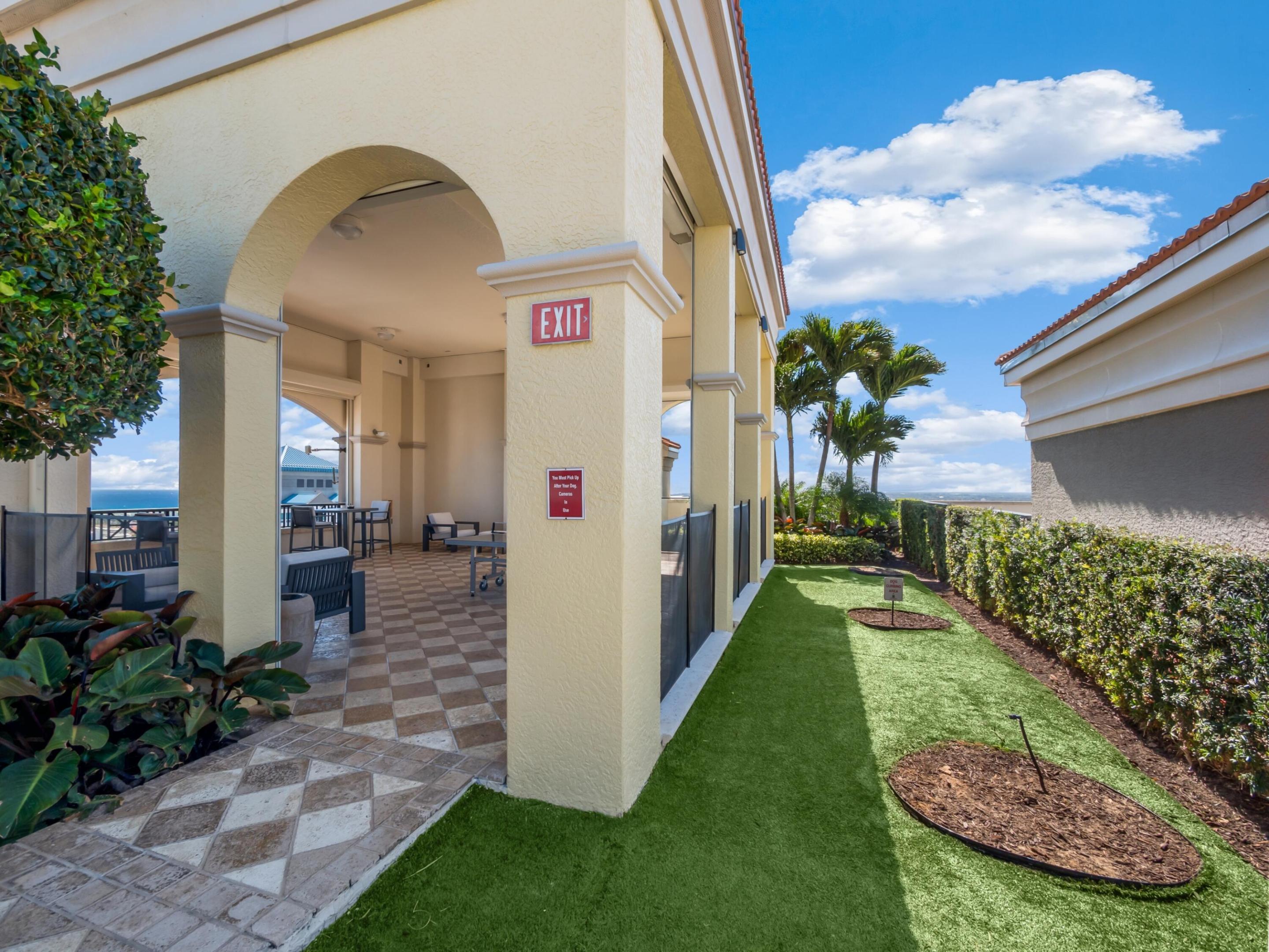701 S Olive Avenue 2117