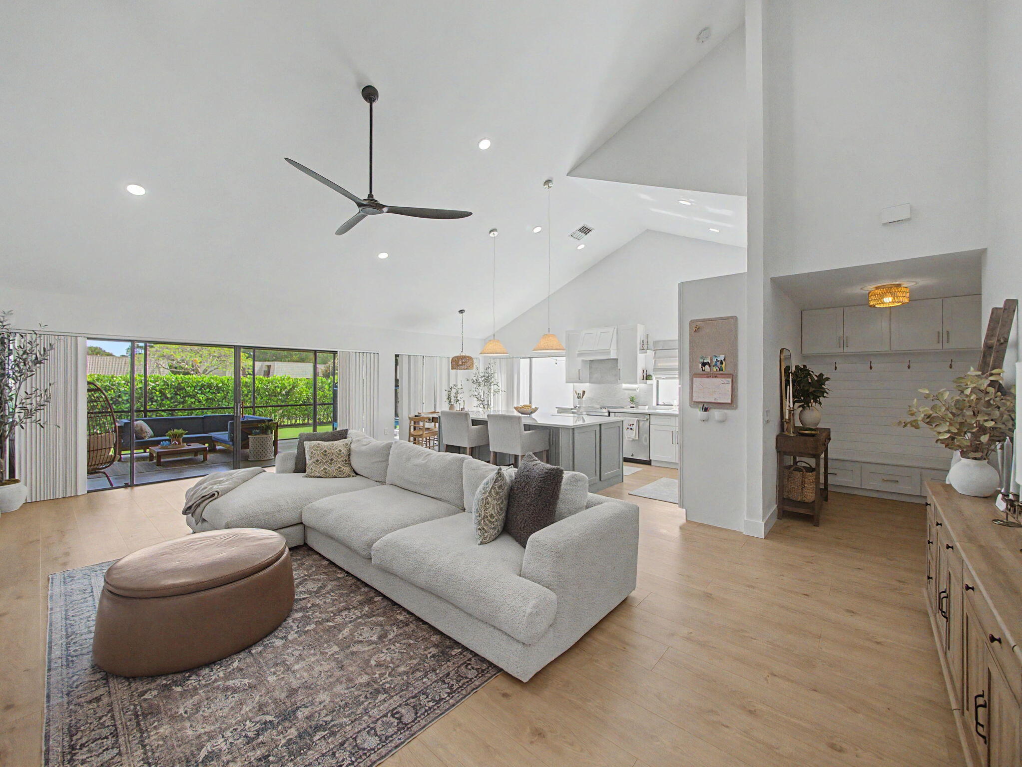 2631 Mohawk Circle