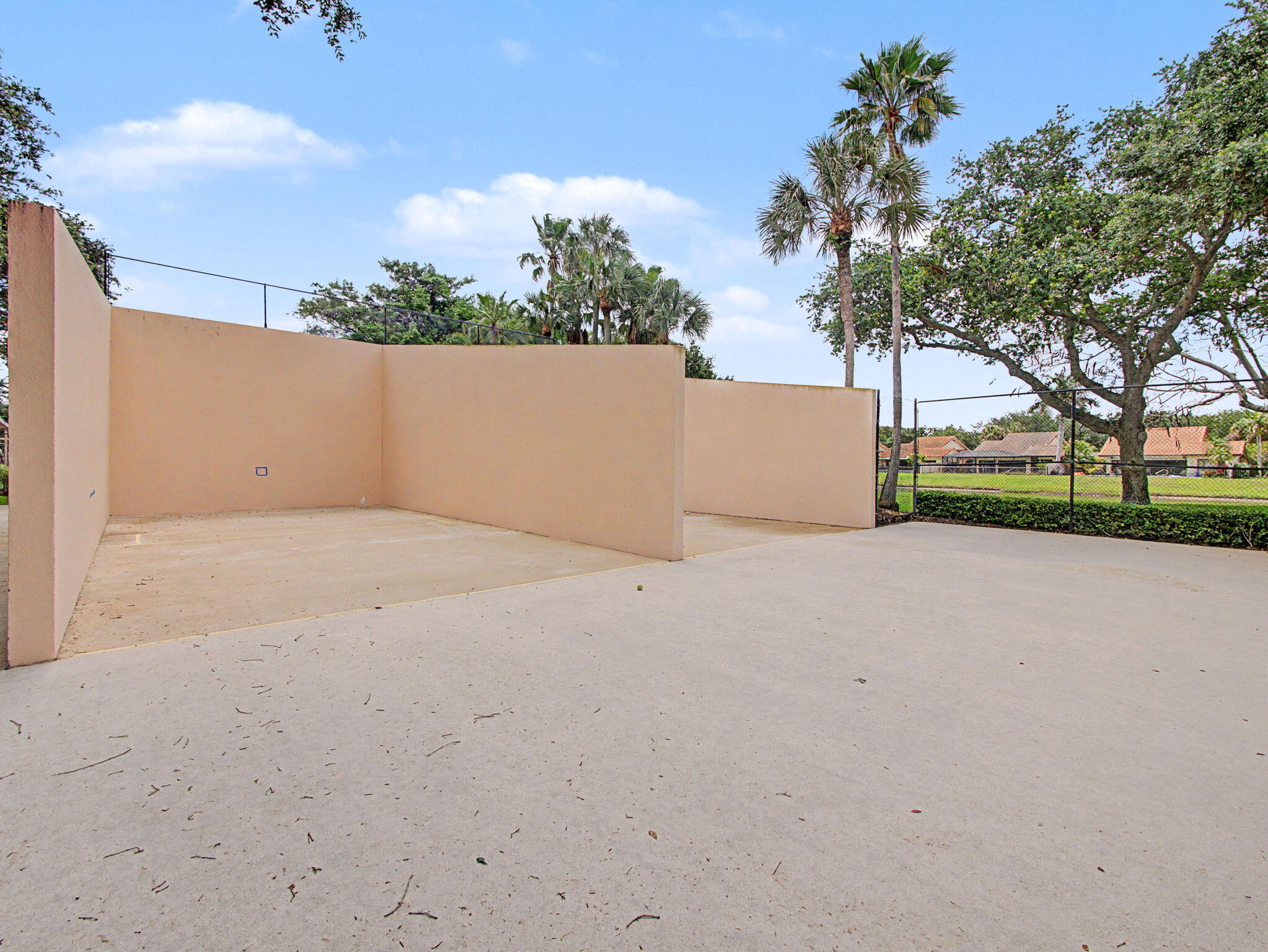 2631 Mohawk Circle