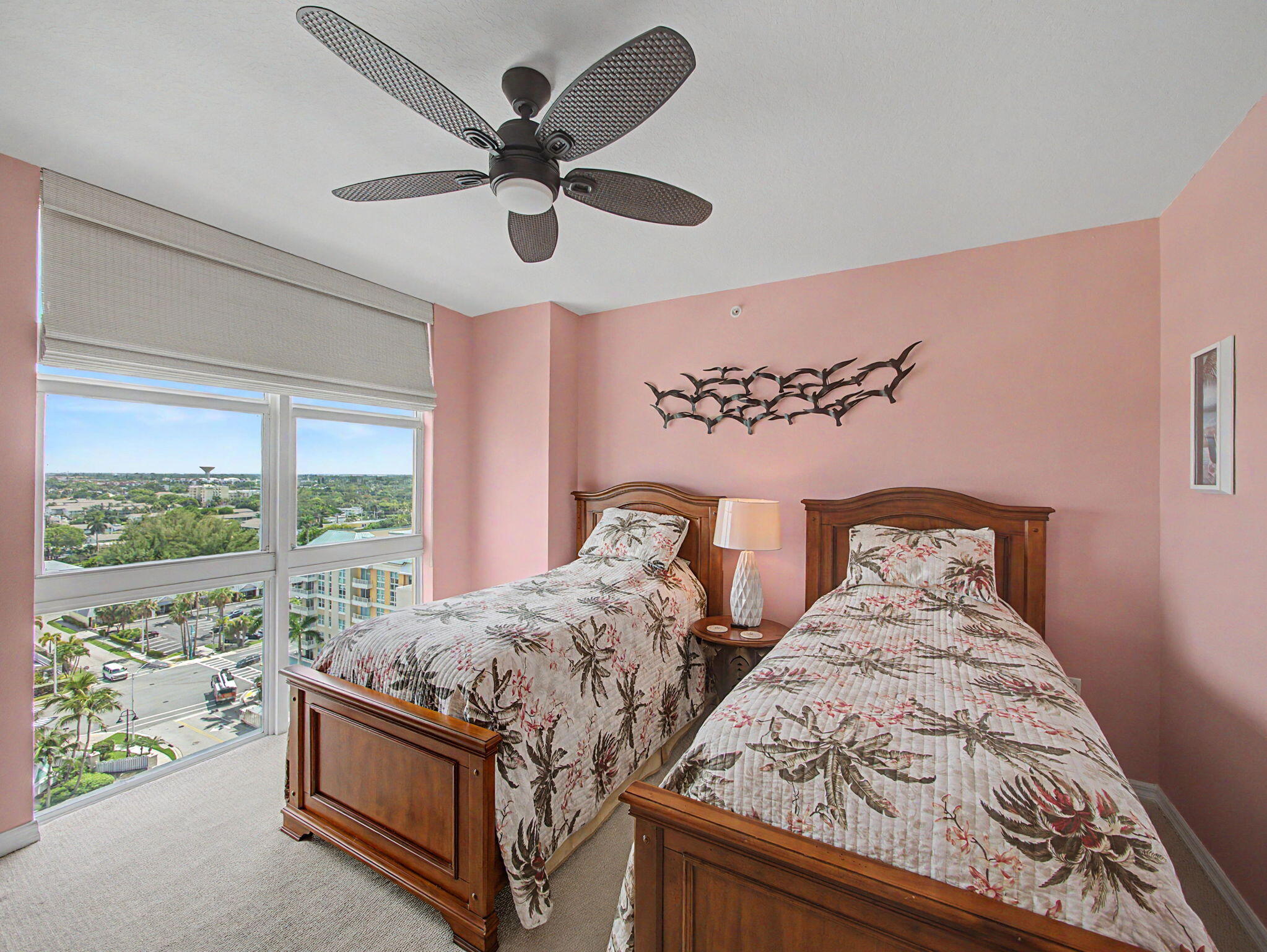 625 Casa Loma Boulevard 1402