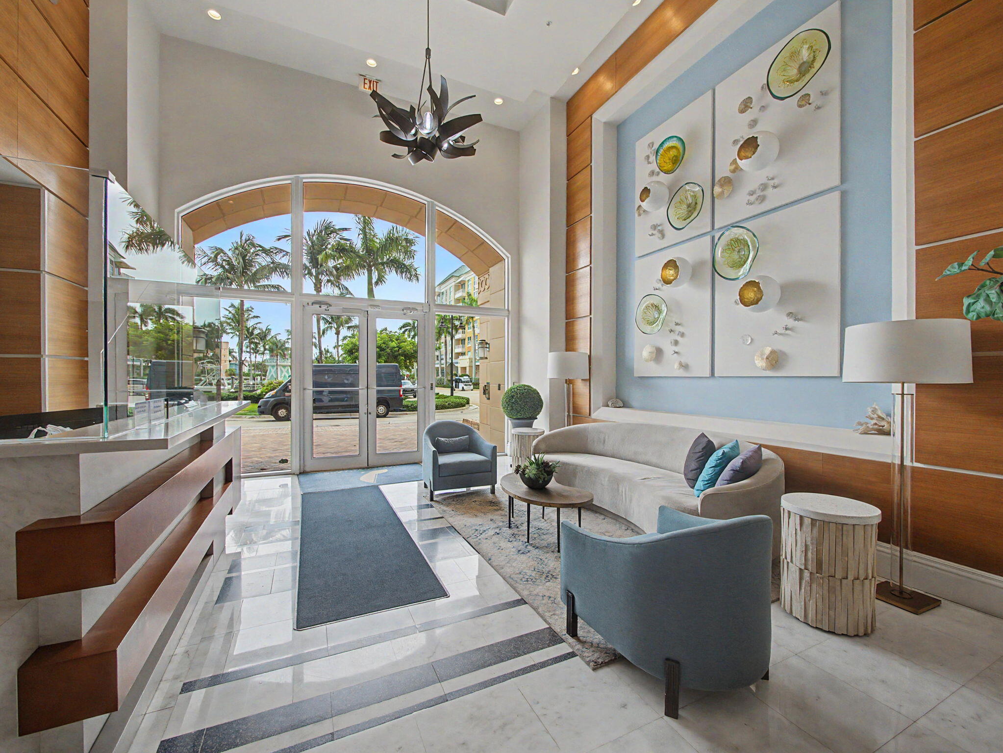 625 Casa Loma Boulevard 1402