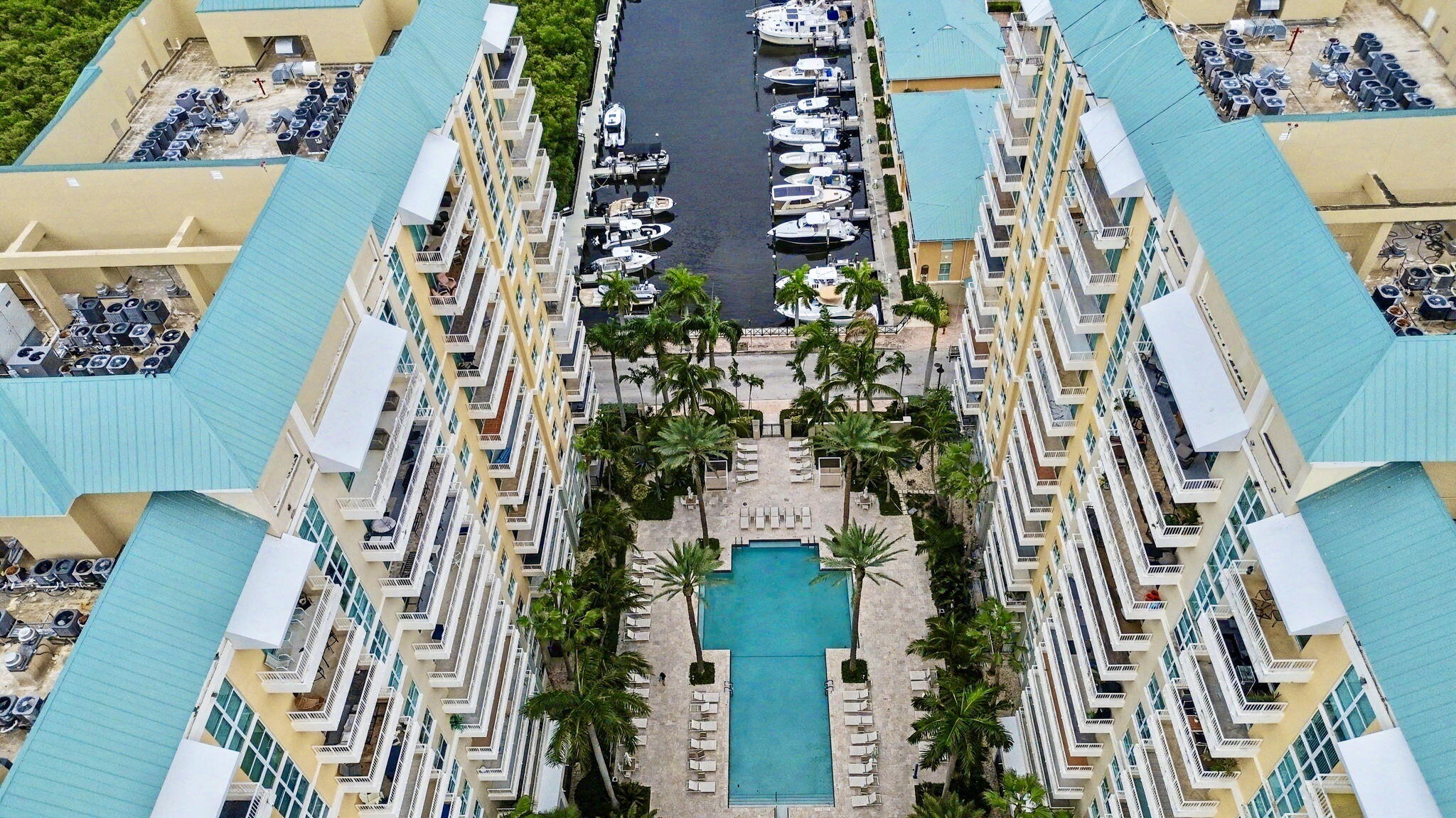 625 Casa Loma Boulevard 1402