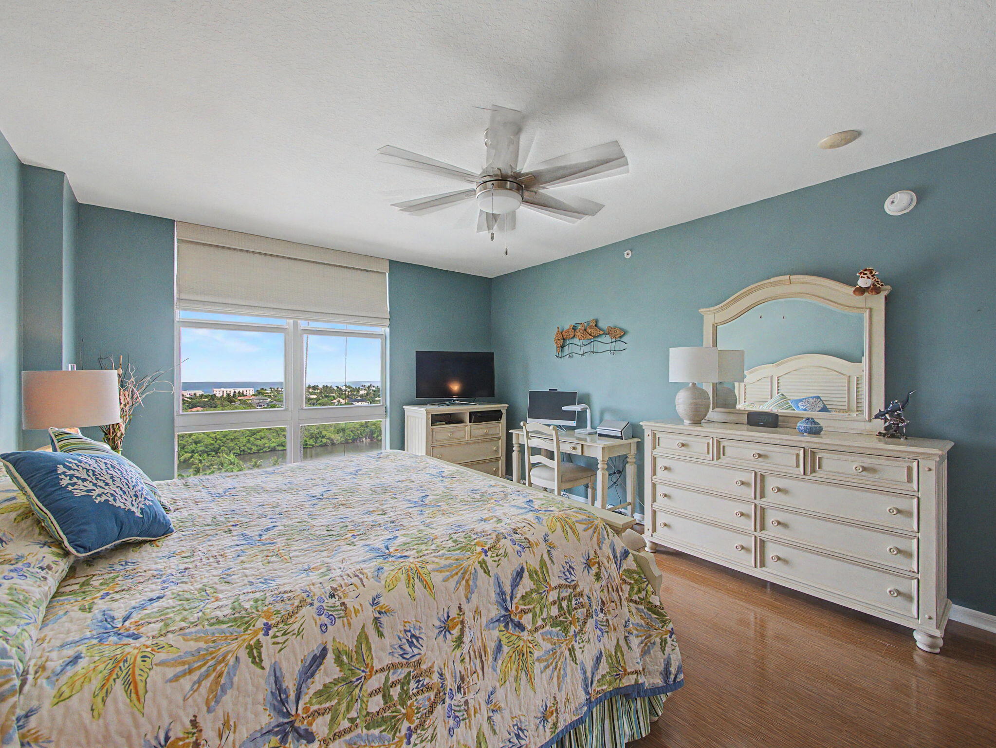 625 Casa Loma Boulevard 1402