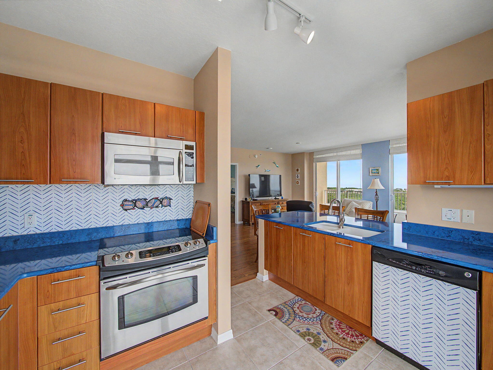 625 Casa Loma Boulevard 1402
