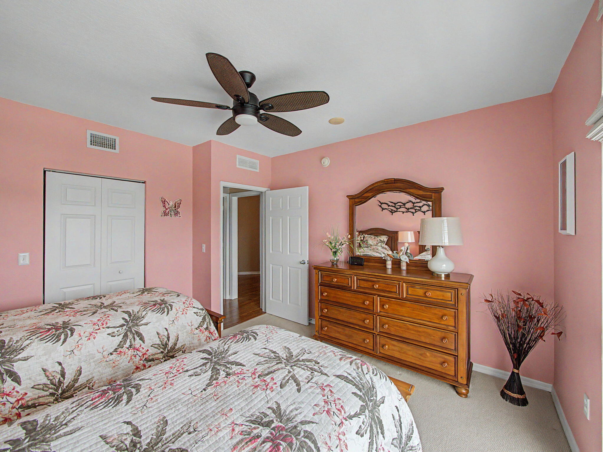625 Casa Loma Boulevard 1402