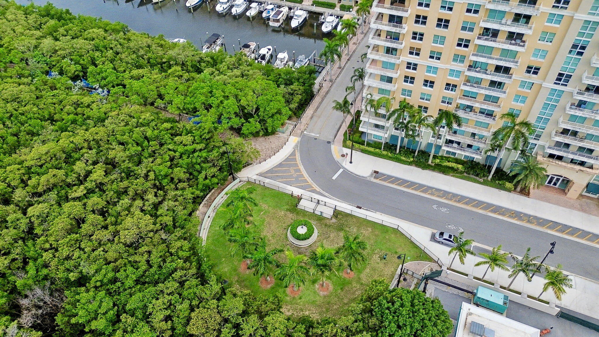 625 Casa Loma Boulevard 1402