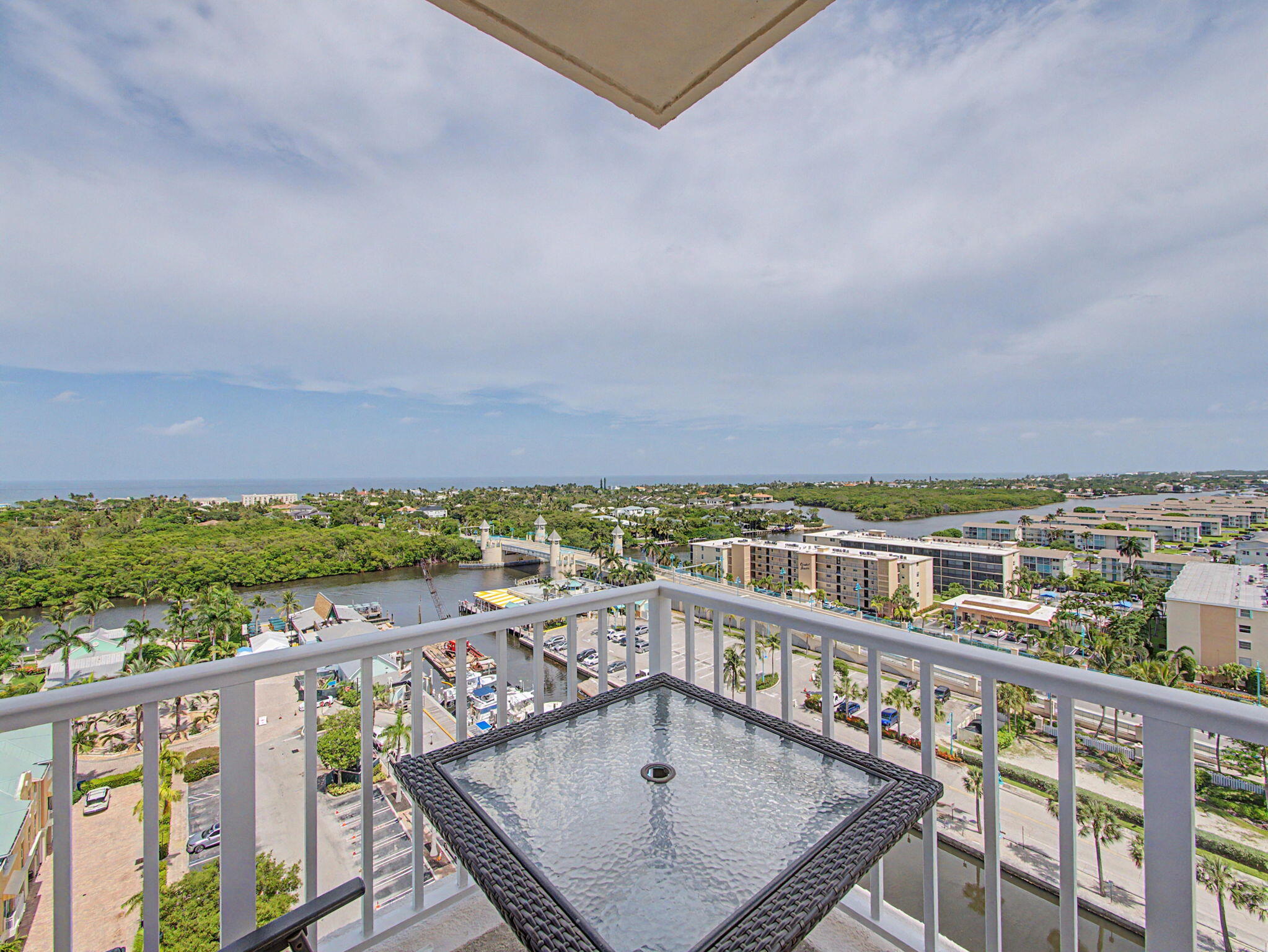 625 Casa Loma Boulevard 1402