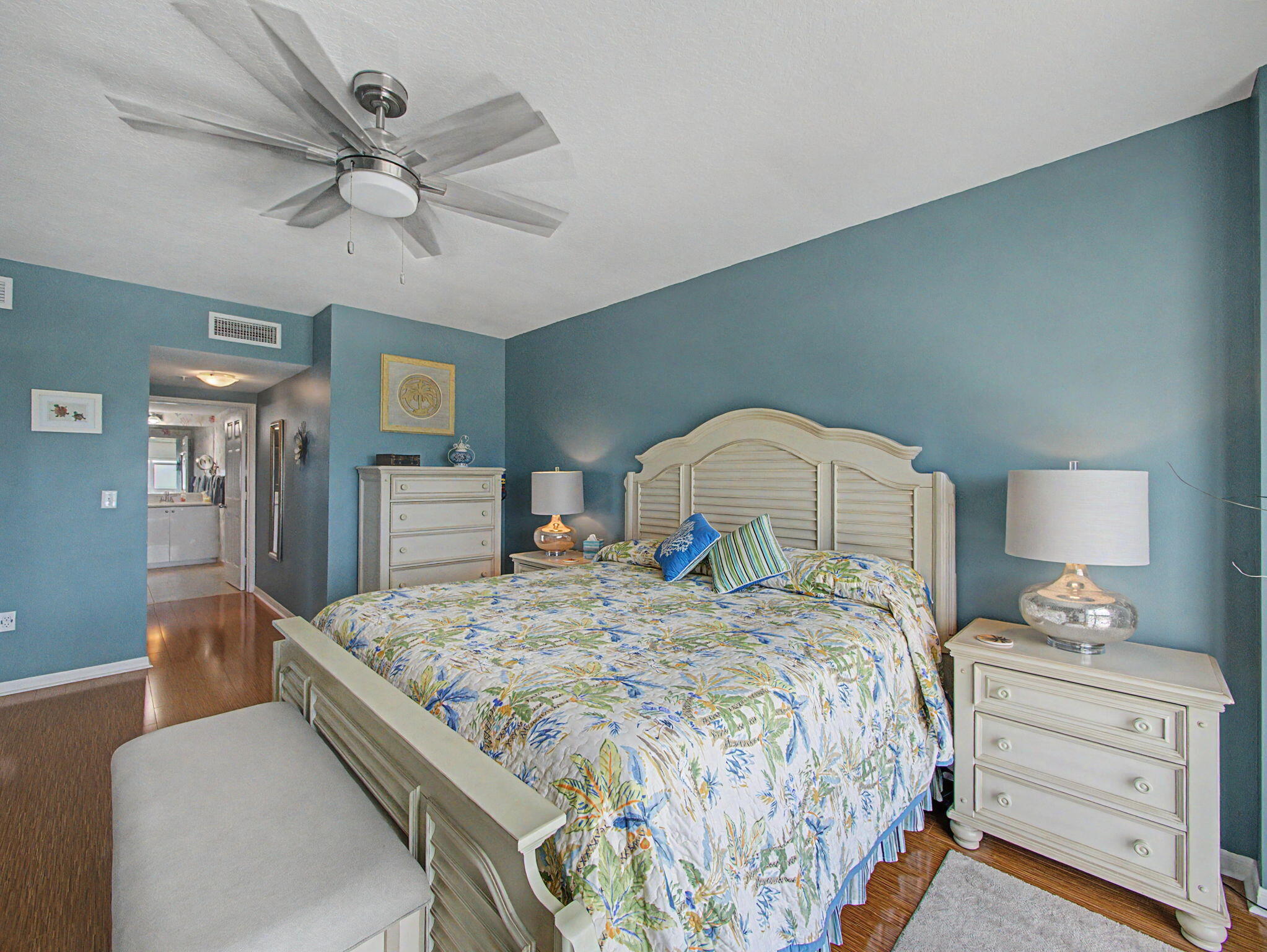 625 Casa Loma Boulevard 1402