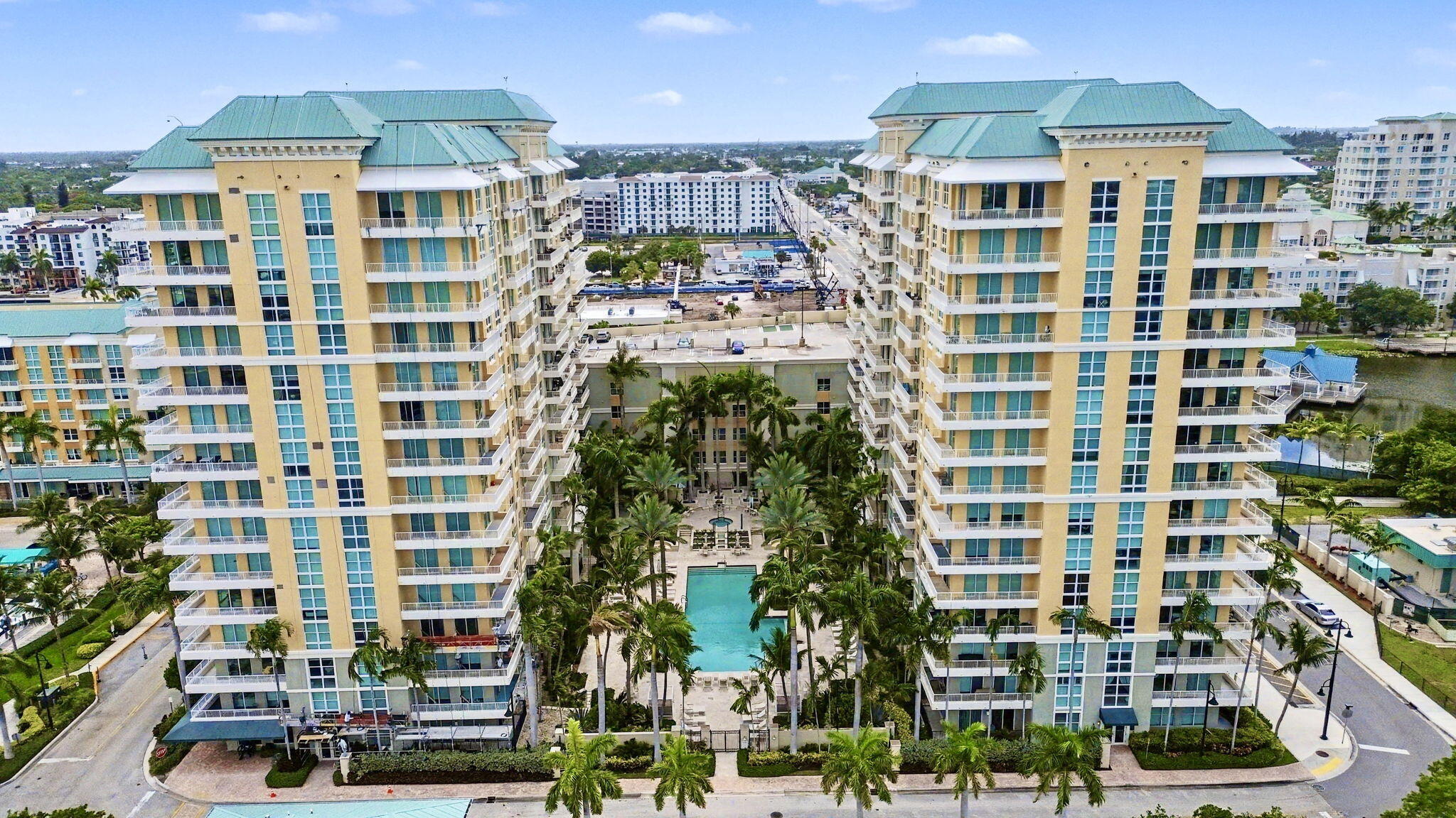 625 Casa Loma Boulevard 1402