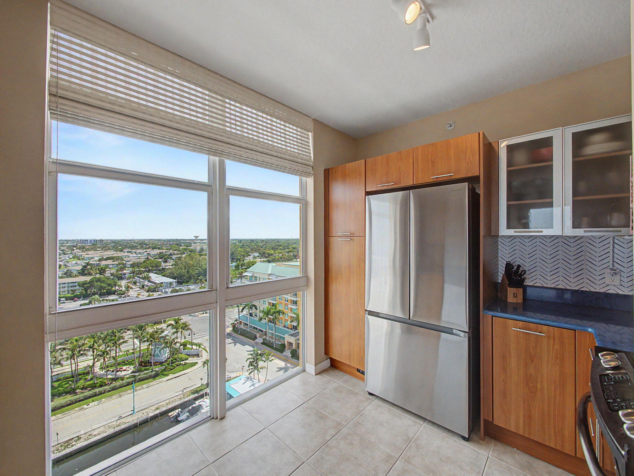625 Casa Loma Boulevard 1402