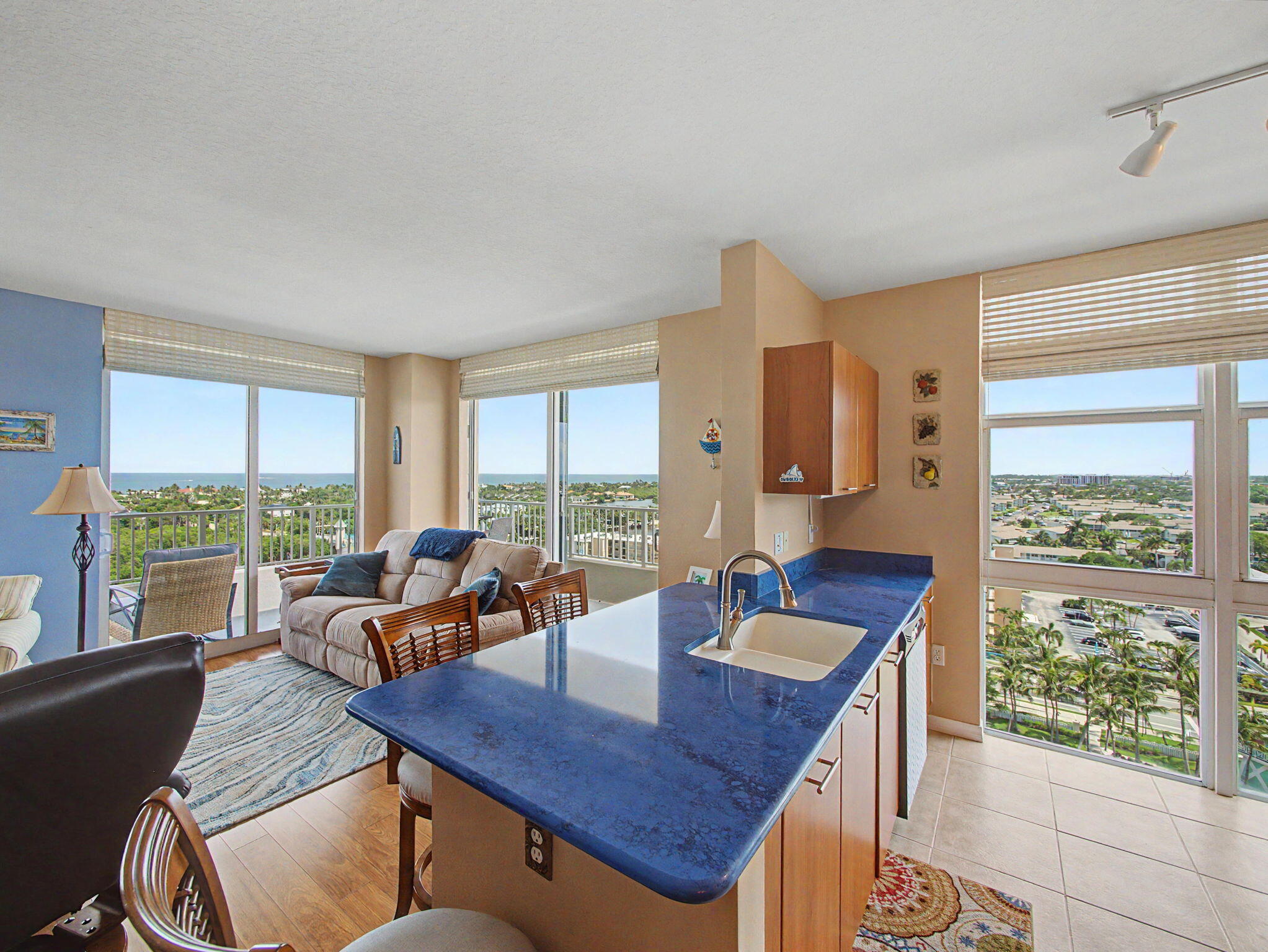 625 Casa Loma Boulevard 1402