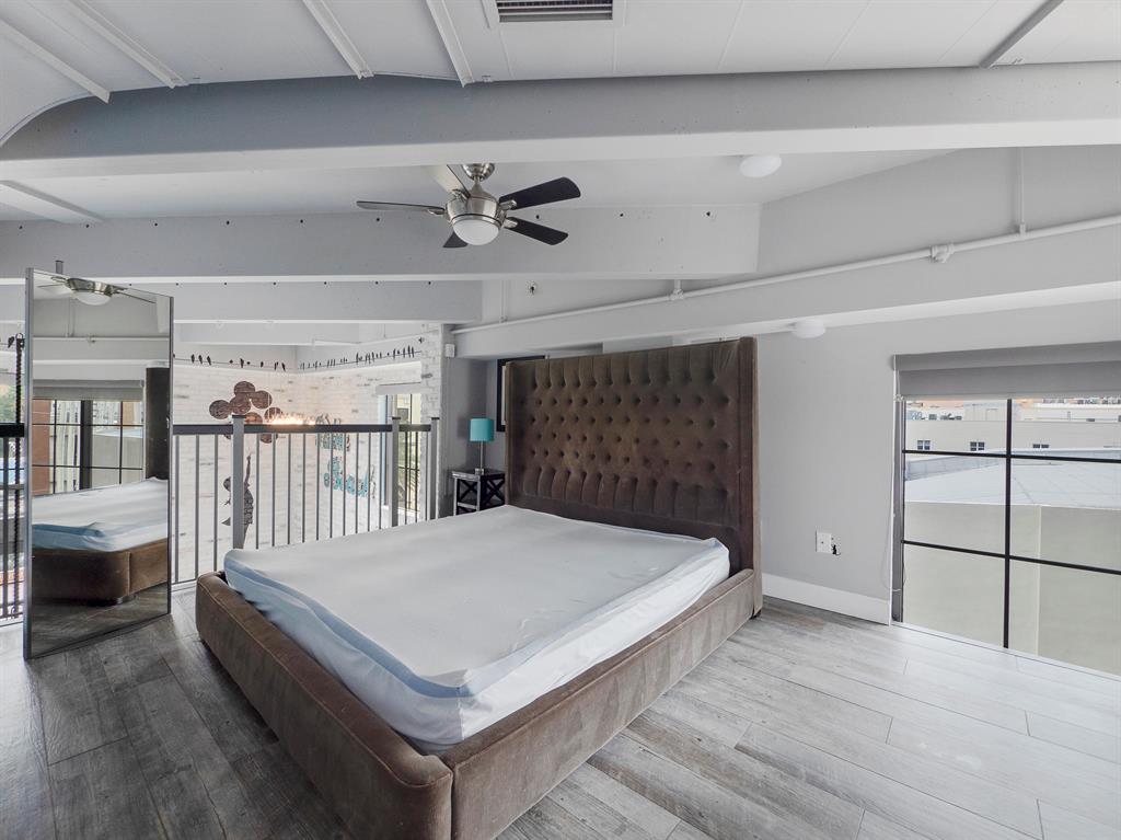 101 N Clematis Street 320