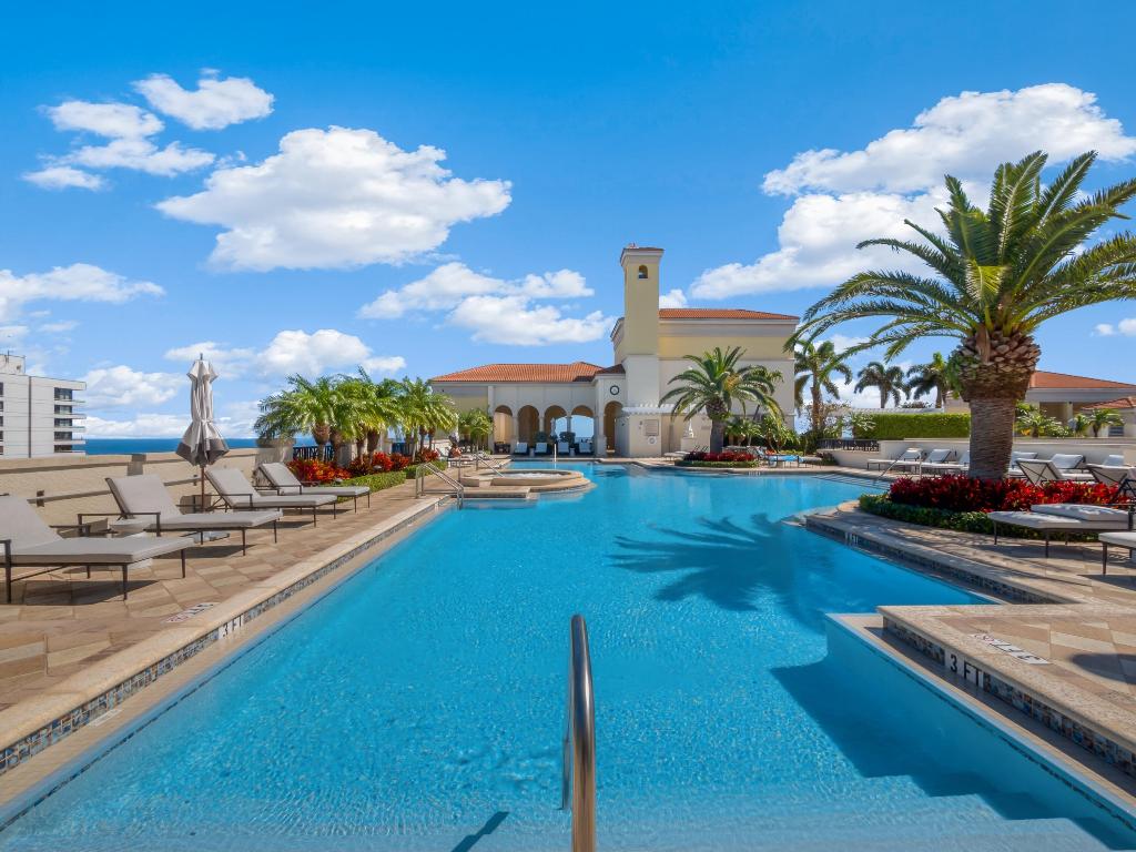 701 S Olive Avenue Unit: 2010