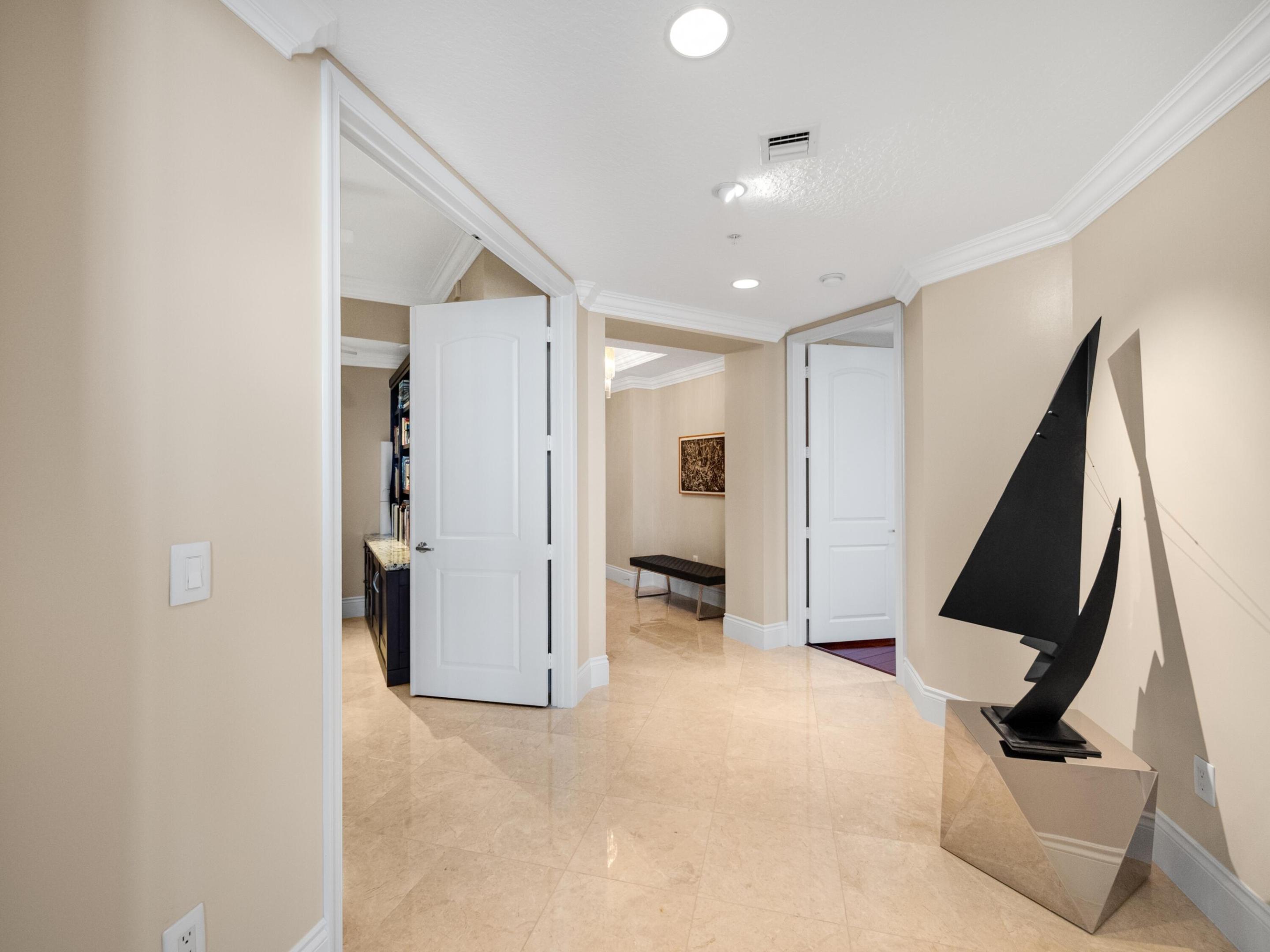 701 S Olive Avenue Unit: 2010