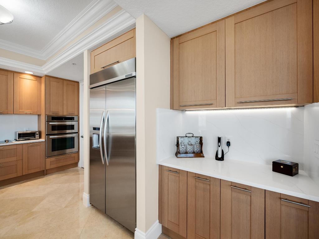 701 S Olive Avenue Unit: 2010