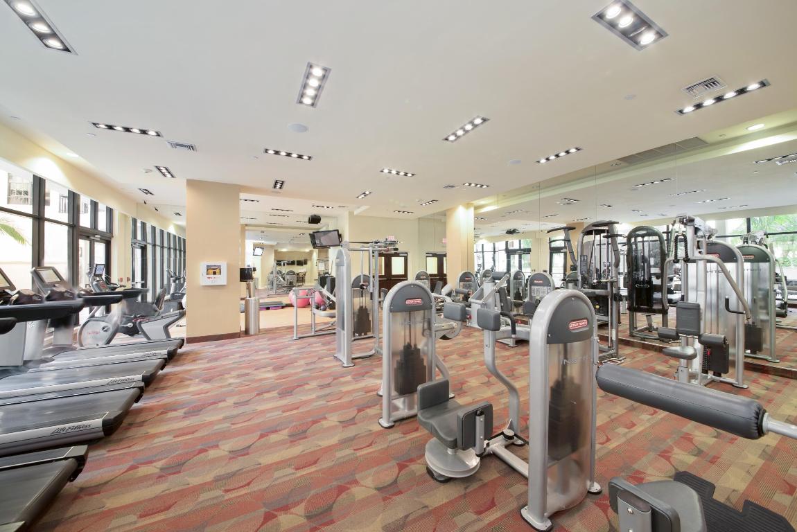 701 S Olive Avenue Unit: 2010