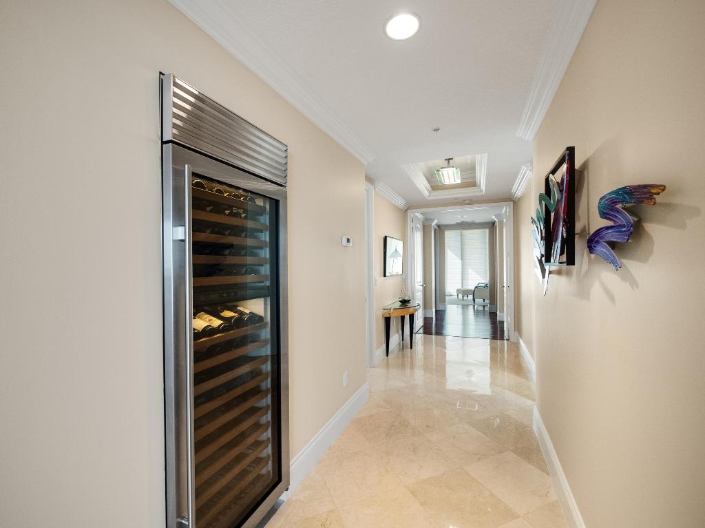 701 S Olive Avenue Unit: 2010