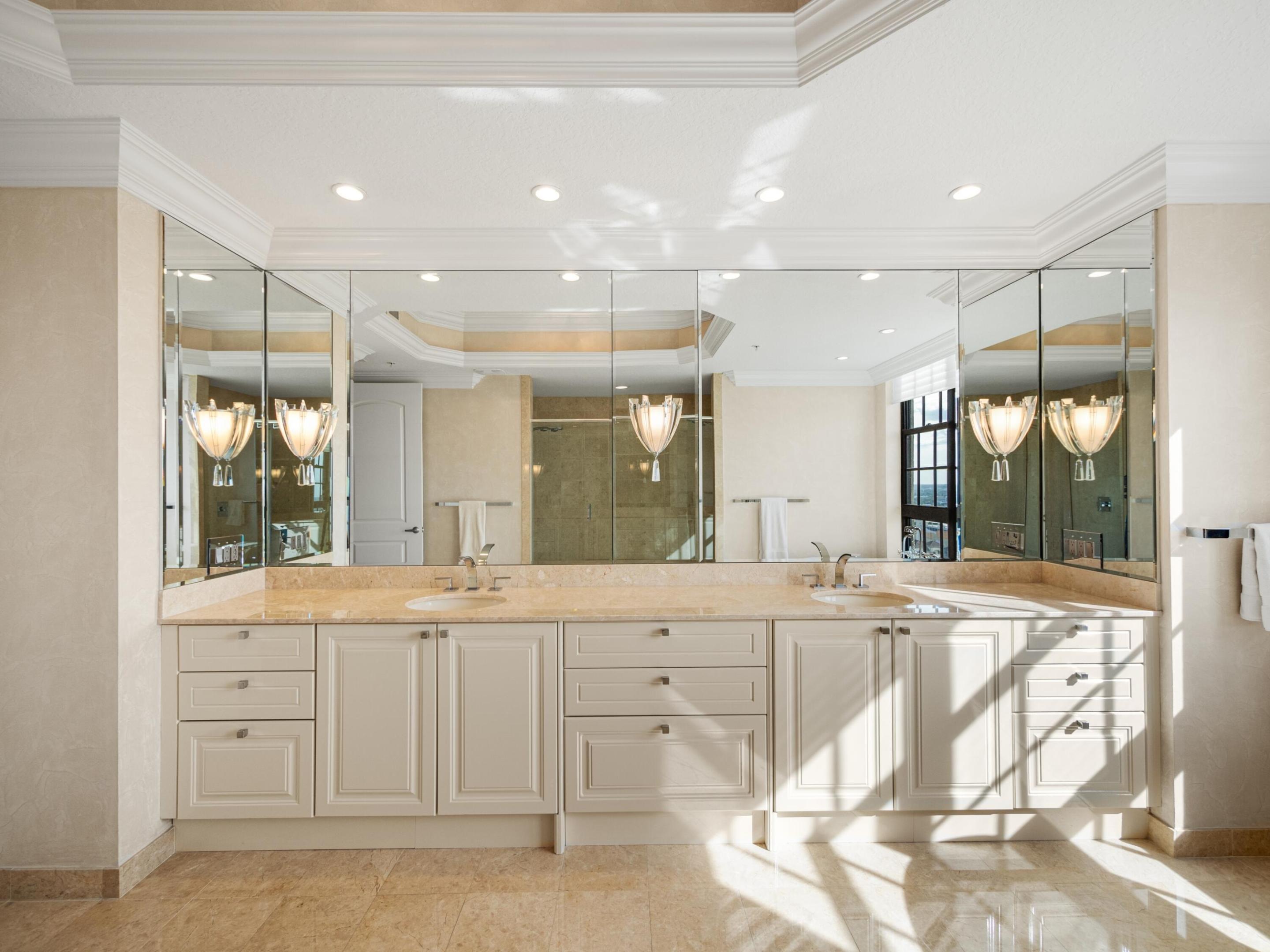 701 S Olive Avenue Unit: 2010