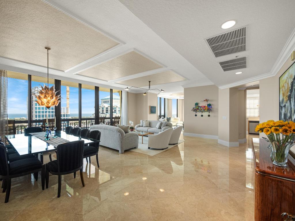 701 S Olive Avenue Unit: 2010