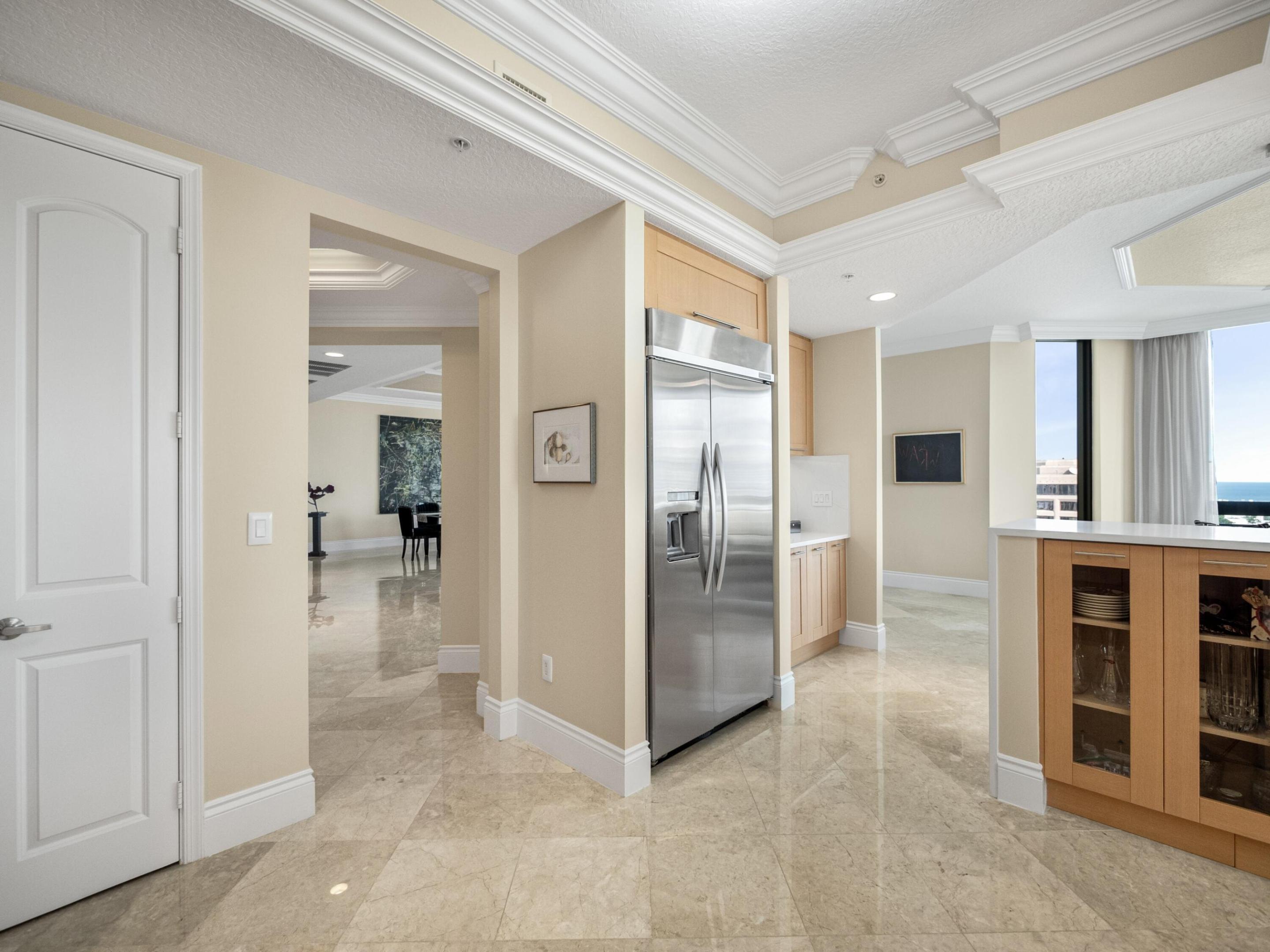 701 S Olive Avenue Unit: 2010