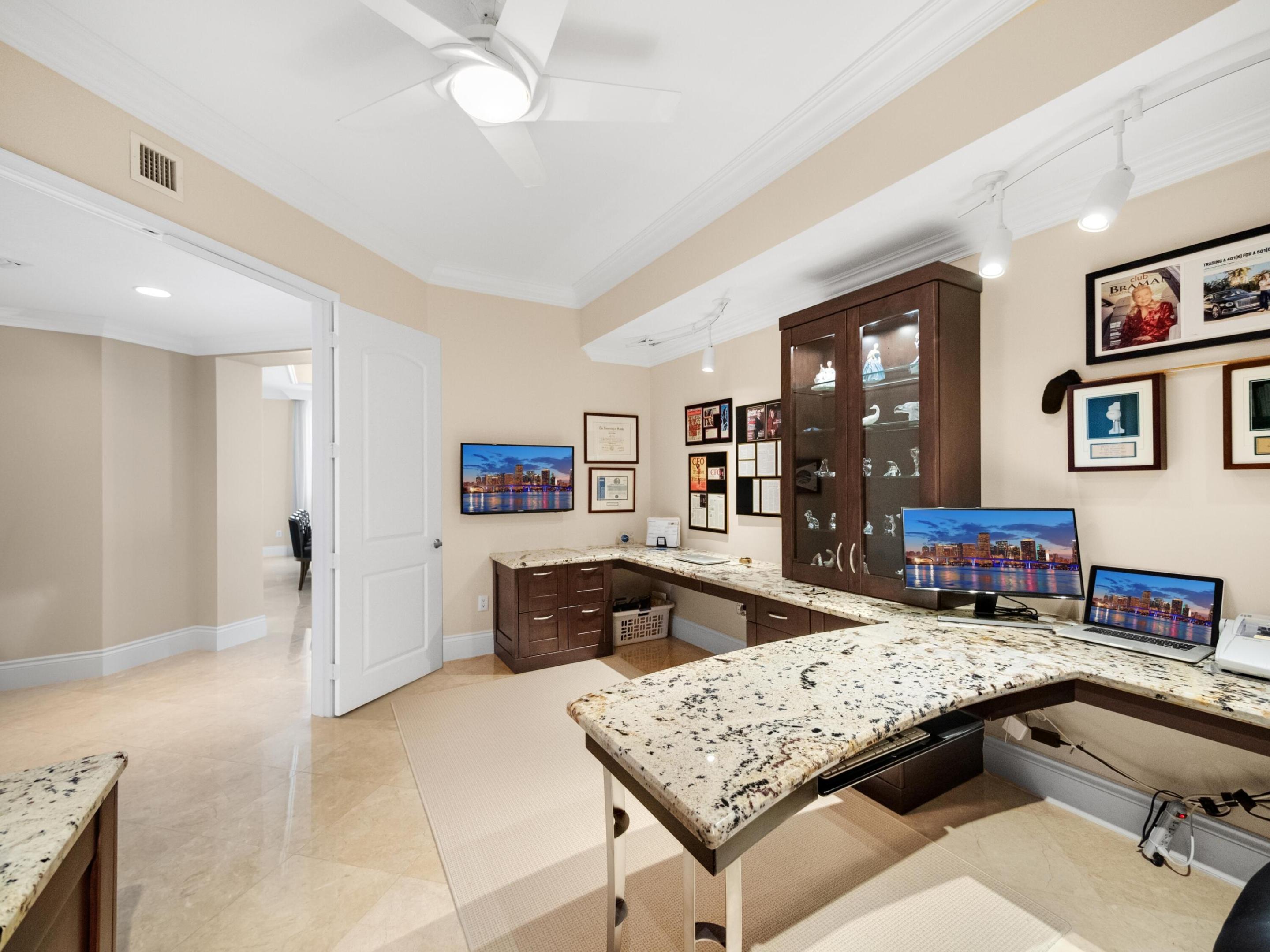 701 S Olive Avenue Unit: 2010