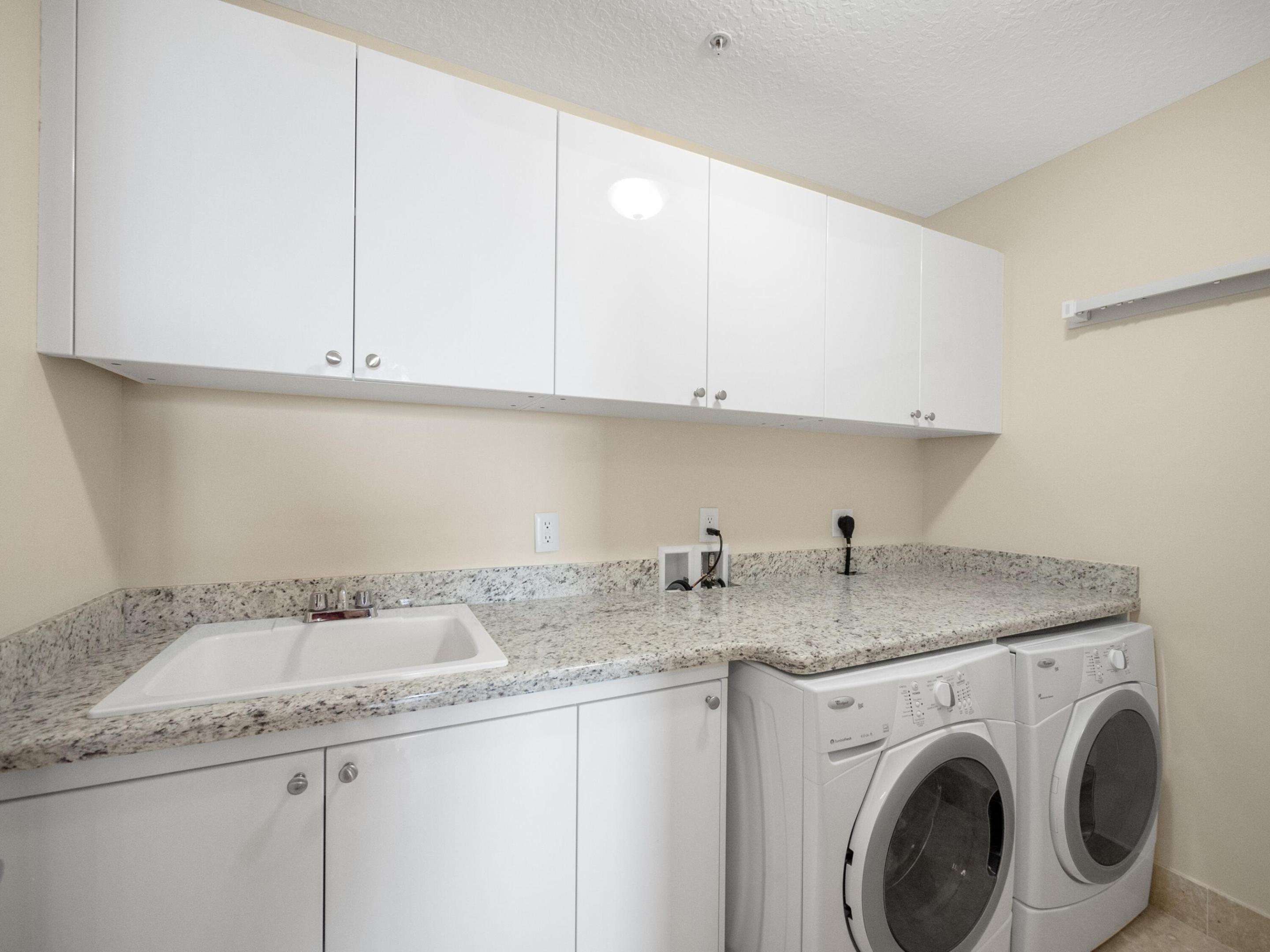 701 S Olive Avenue Unit: 2010