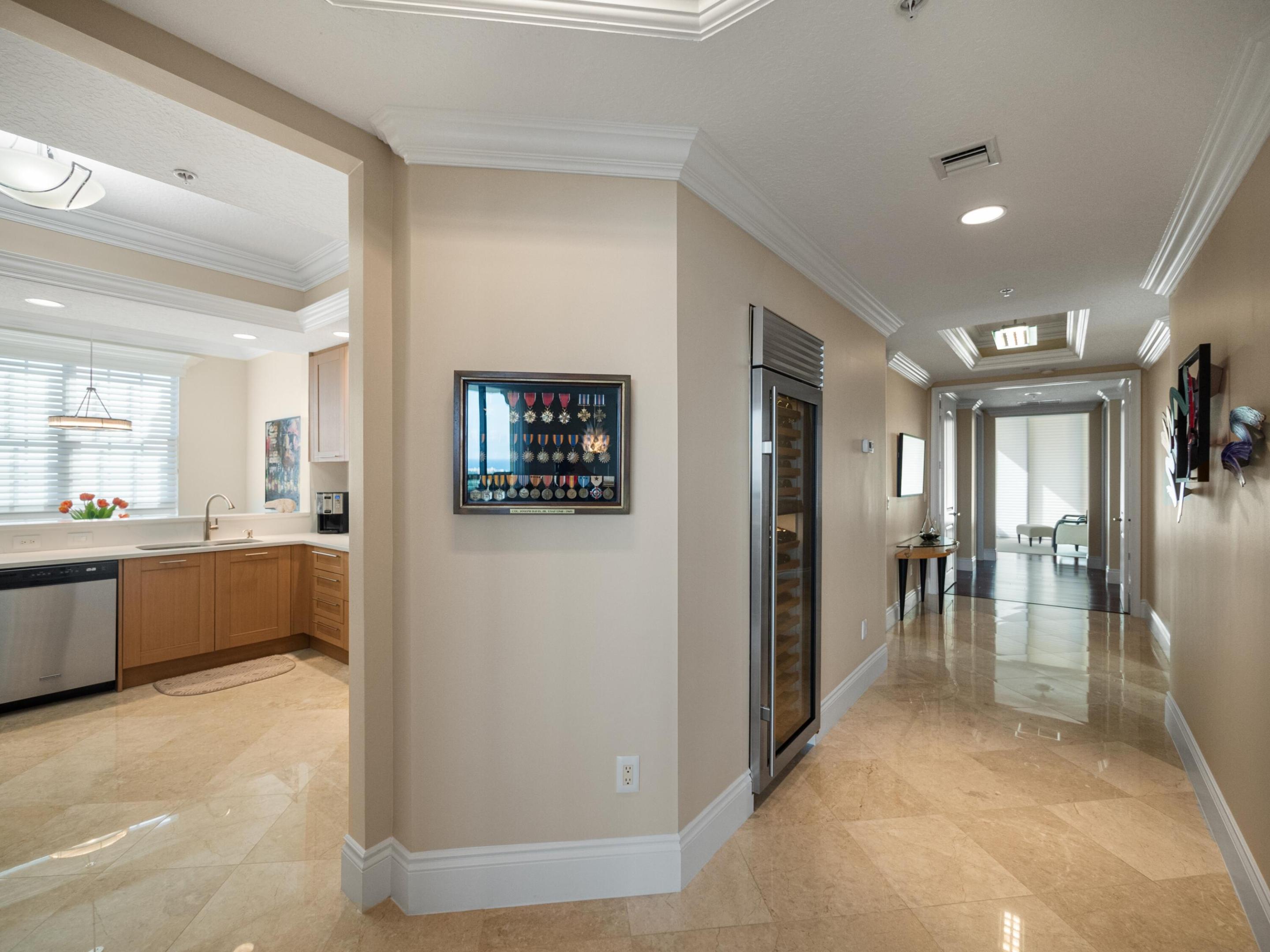 701 S Olive Avenue Unit: 2010