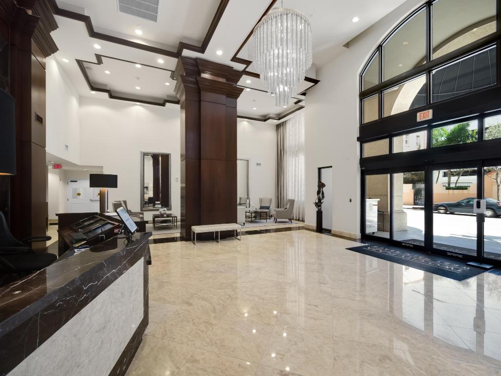 701 S Olive Avenue Unit: 2010