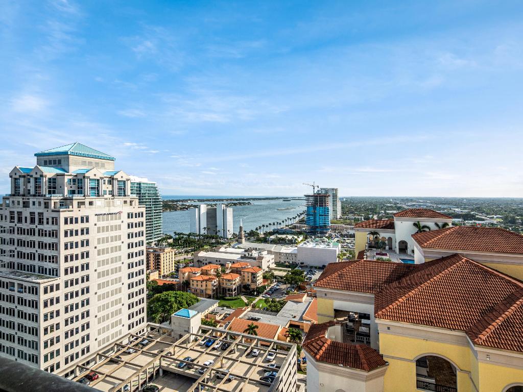 701 S Olive Avenue Unit: 2010