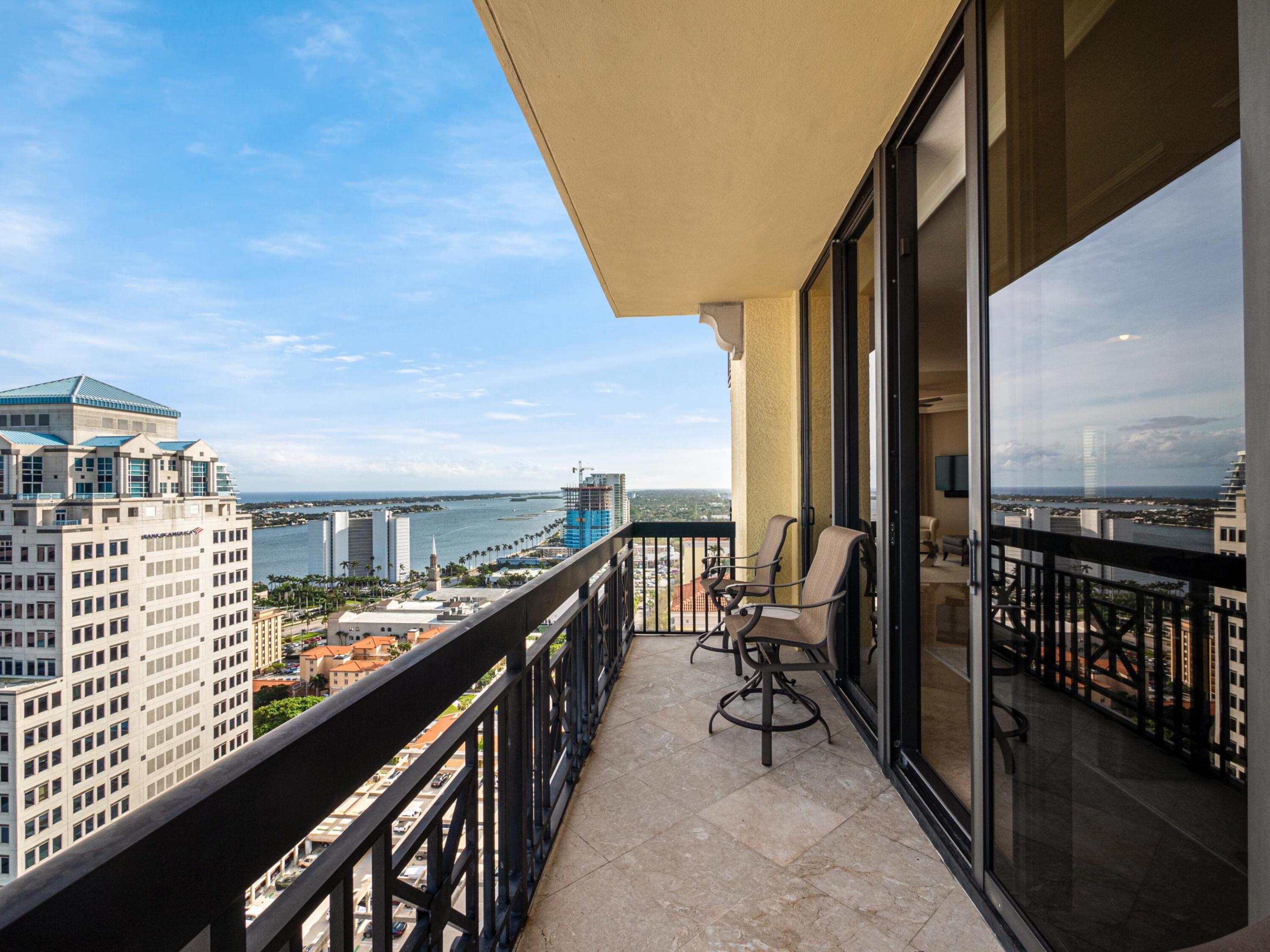 701 S Olive Avenue Unit: 2010