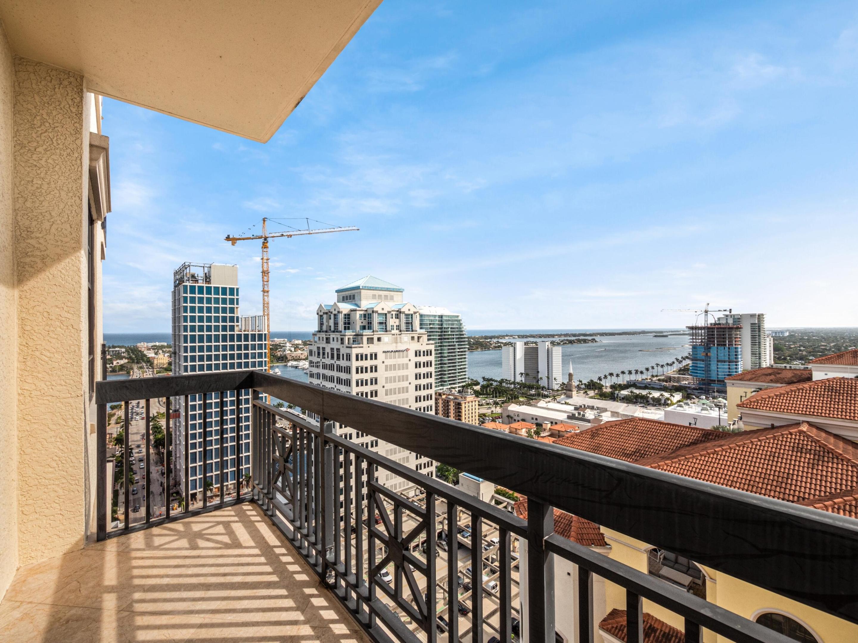 701 S Olive Avenue Unit: 2010