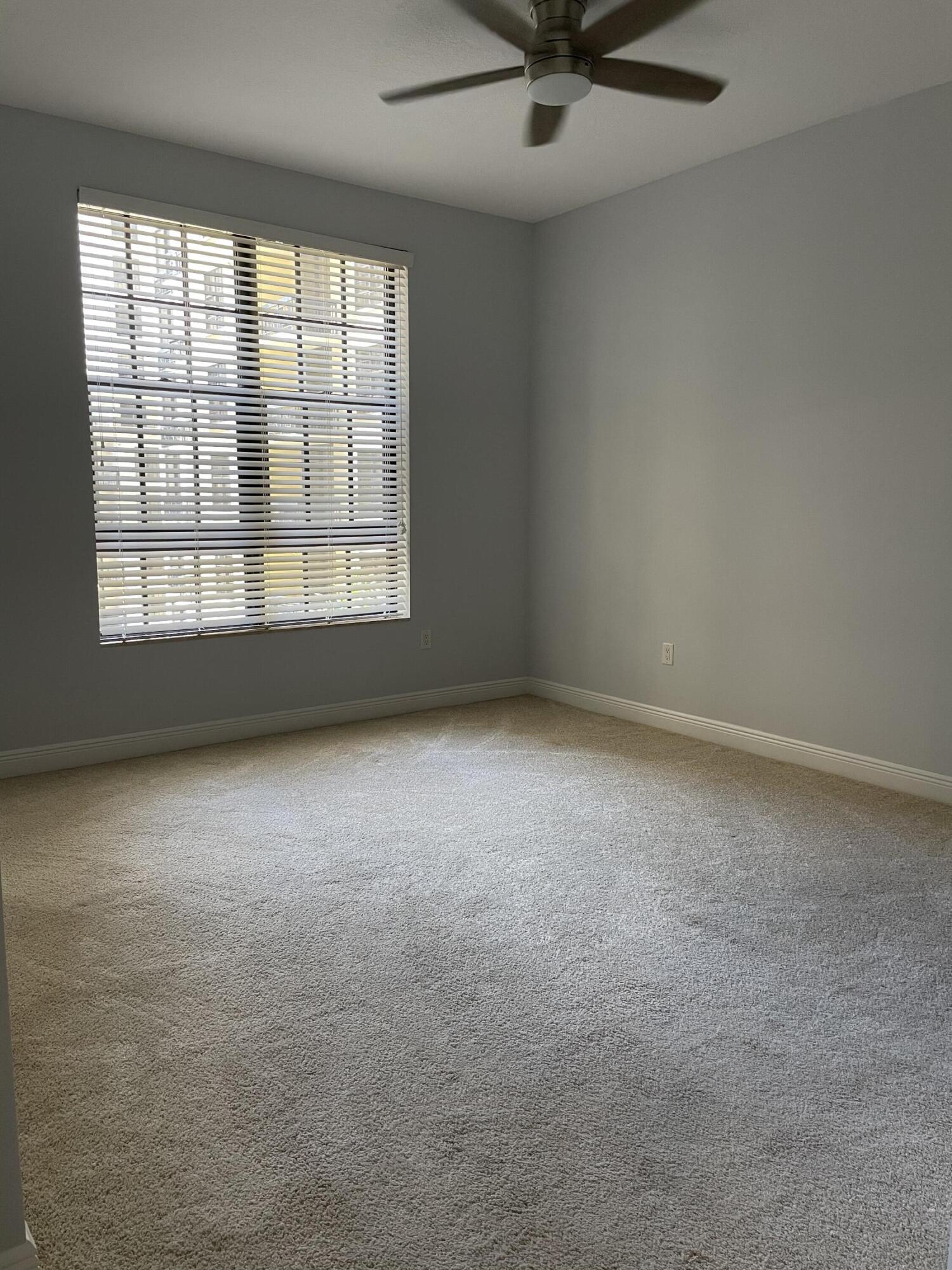 701 S Olive Avenue 810