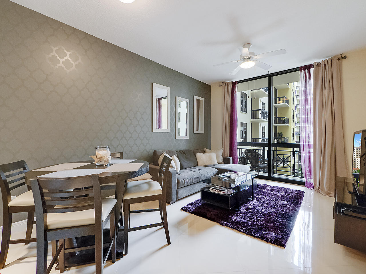 701 S Olive Avenue 810