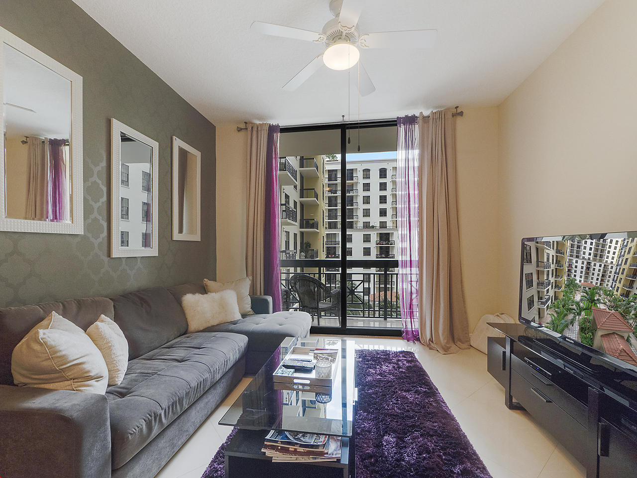 701 S Olive Avenue 810