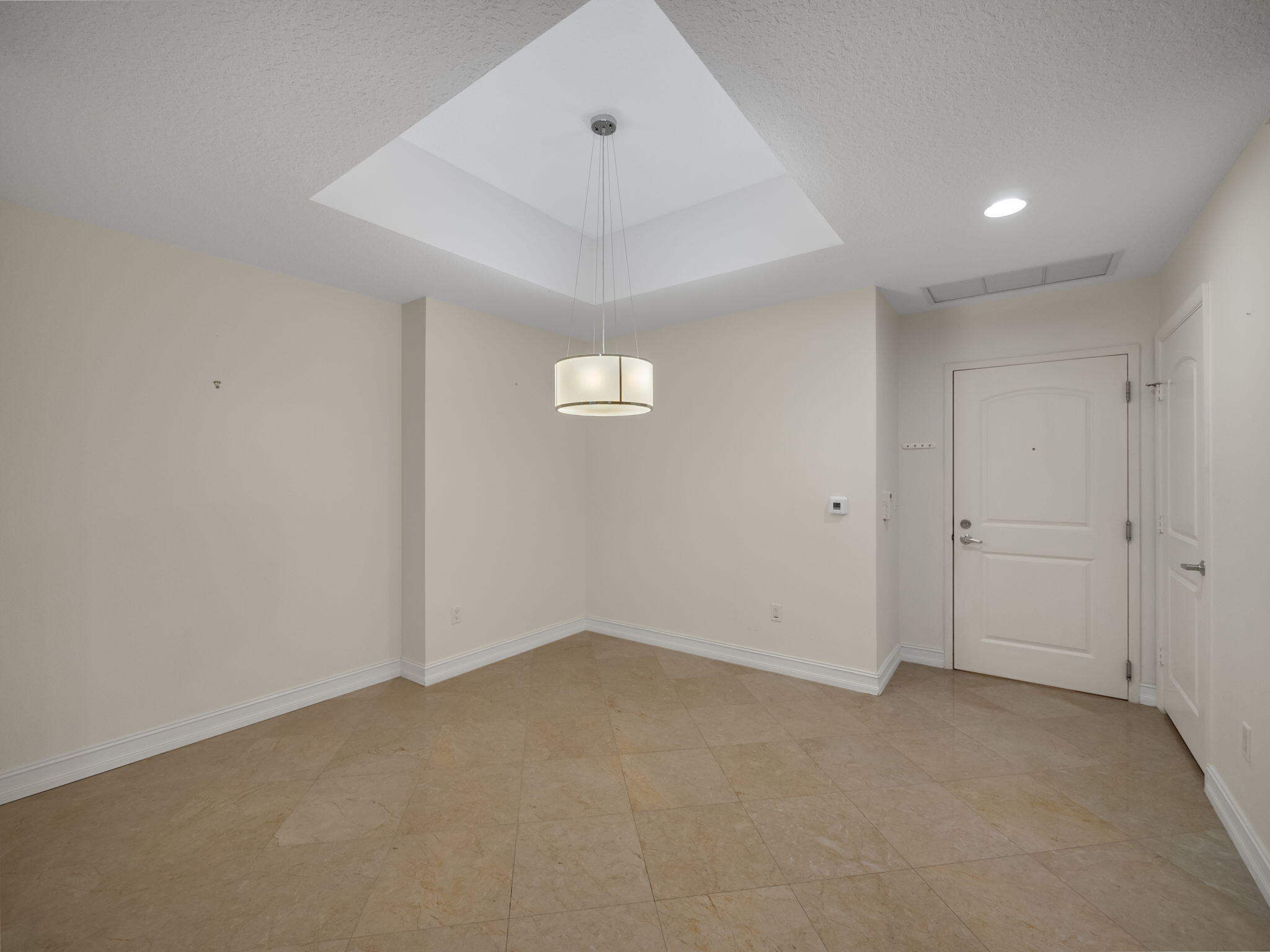 701 S Olive Avenue 605